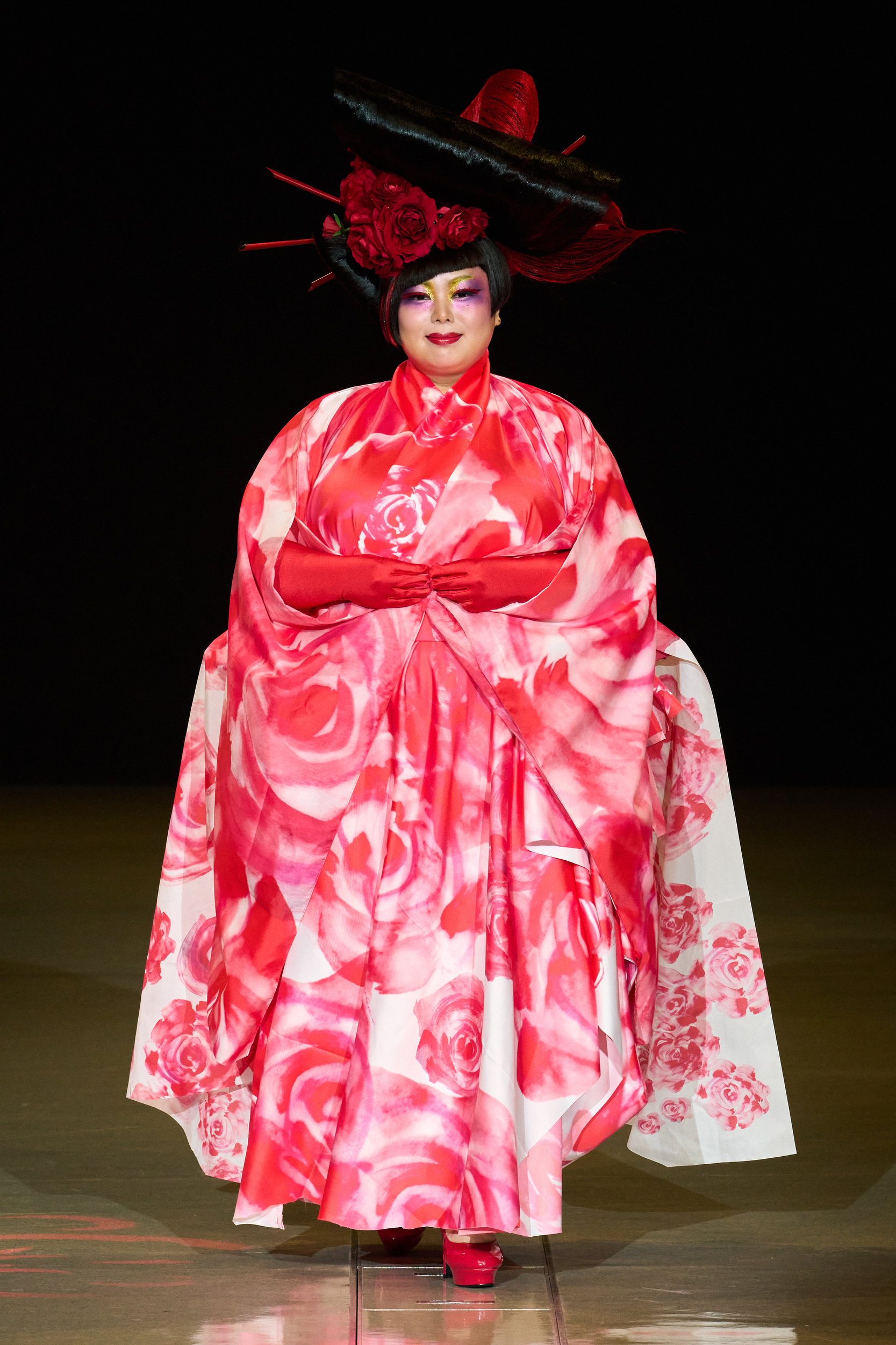 52tenbo Spring 2025 Fashion Show 