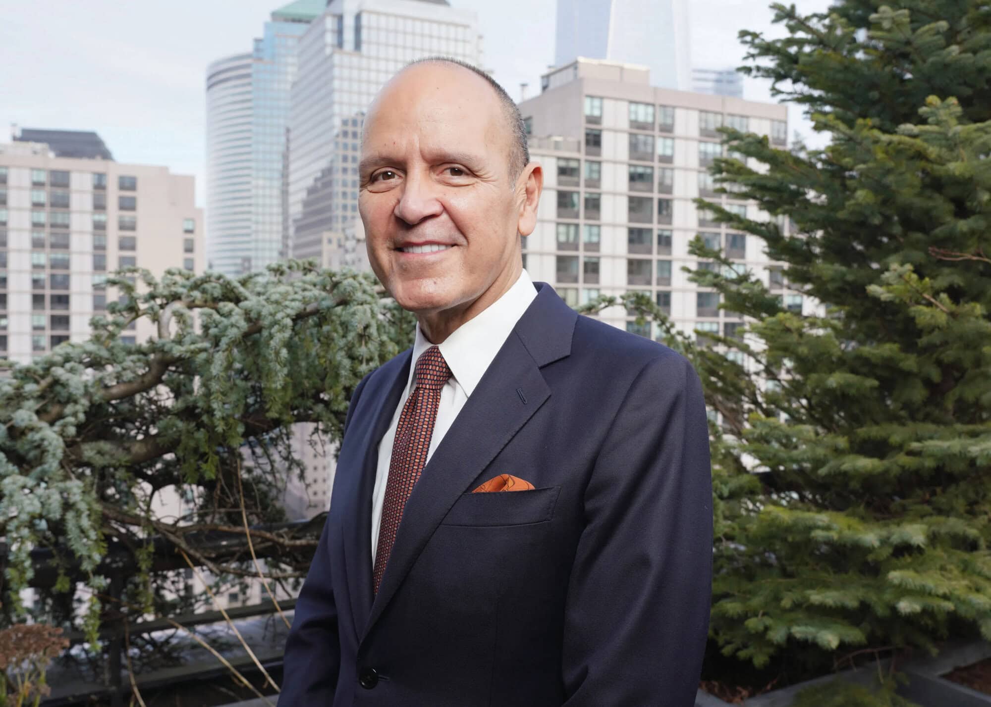 Hermès Americas’ Robert Chavez Named Executive in Residence at SCAD