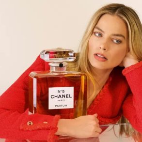 Margot Robbie Is the New Face of Chanel No.5