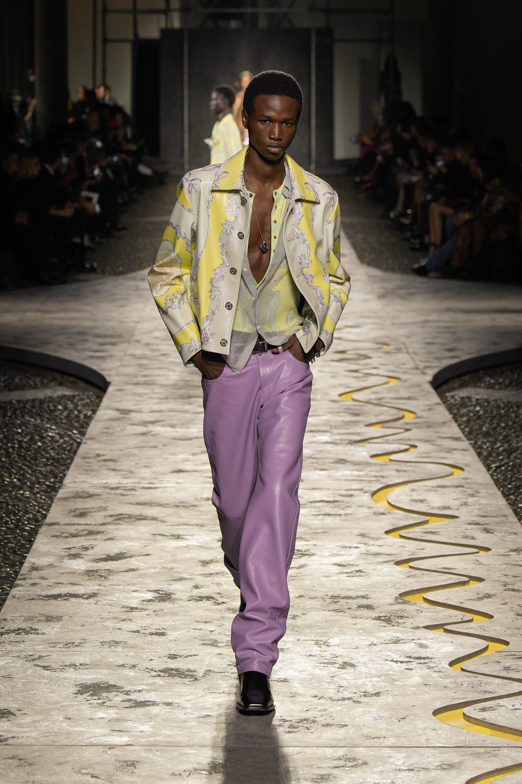 Versace Spring 2025 Fashion Show