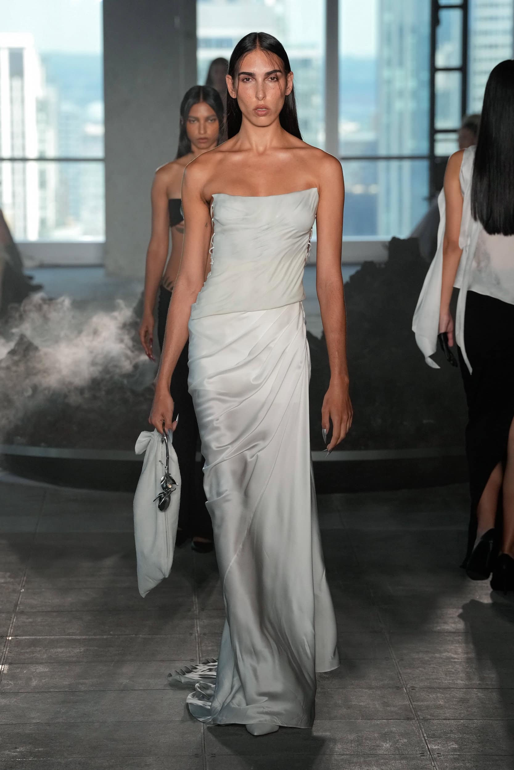Grace Ling Spring 2025 Fashion Show