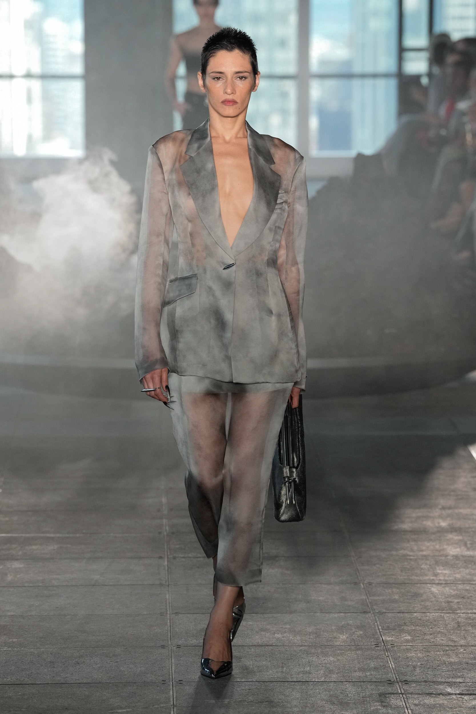 Grace Ling Spring 2025 Fashion Show