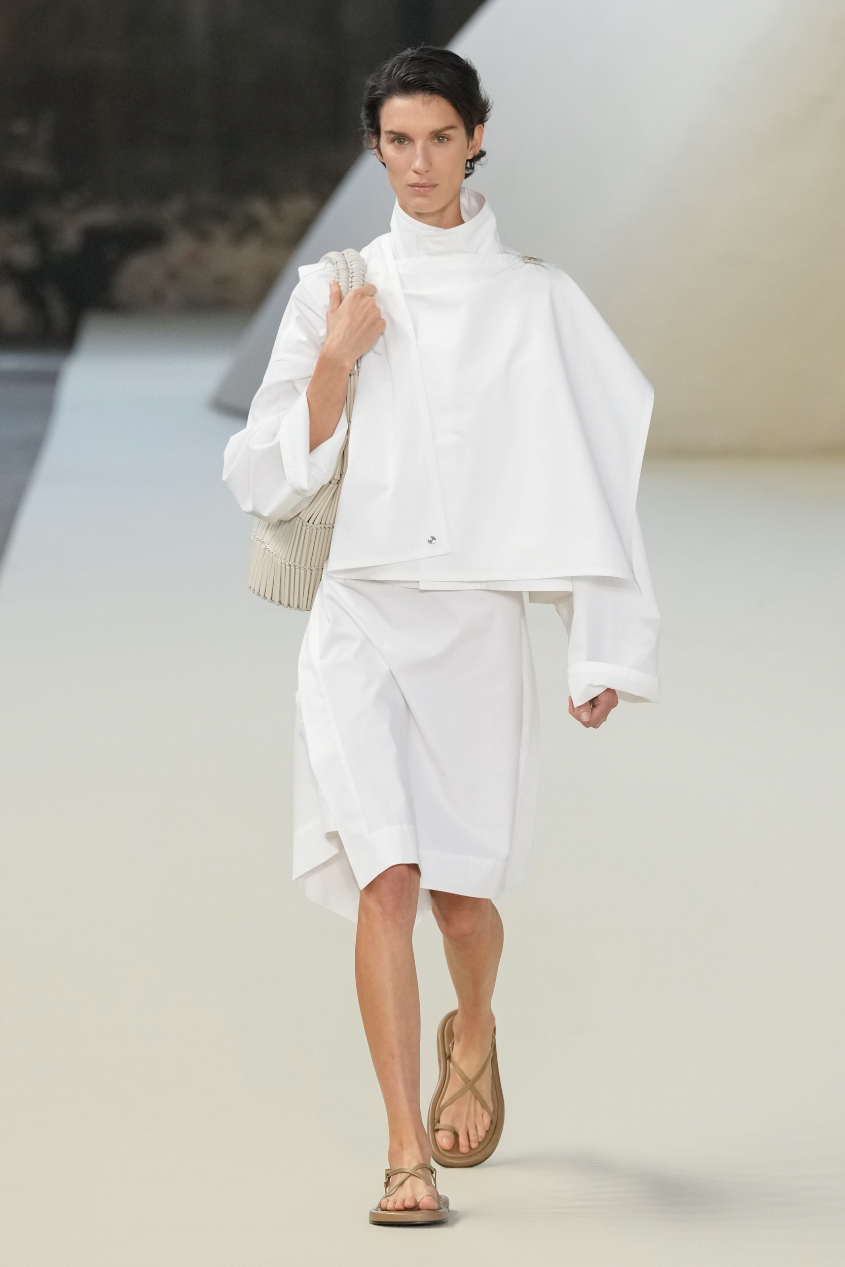 Tod S Spring 2025 Fashion Show