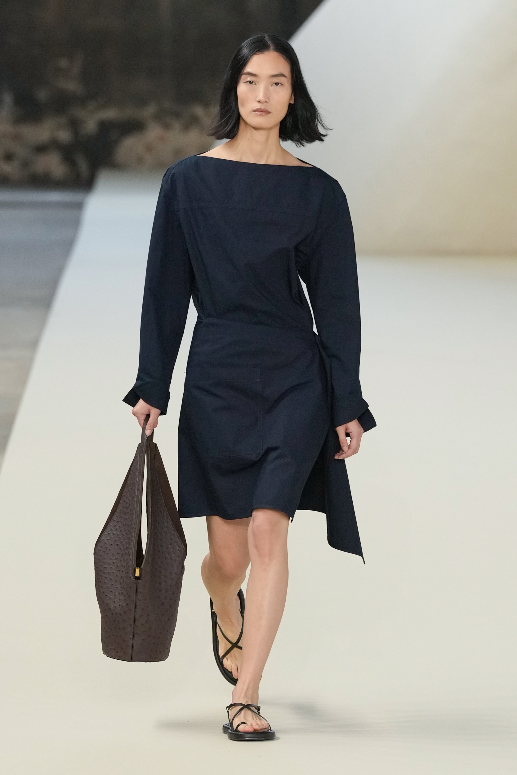 Tod S Spring 2025 Fashion Show