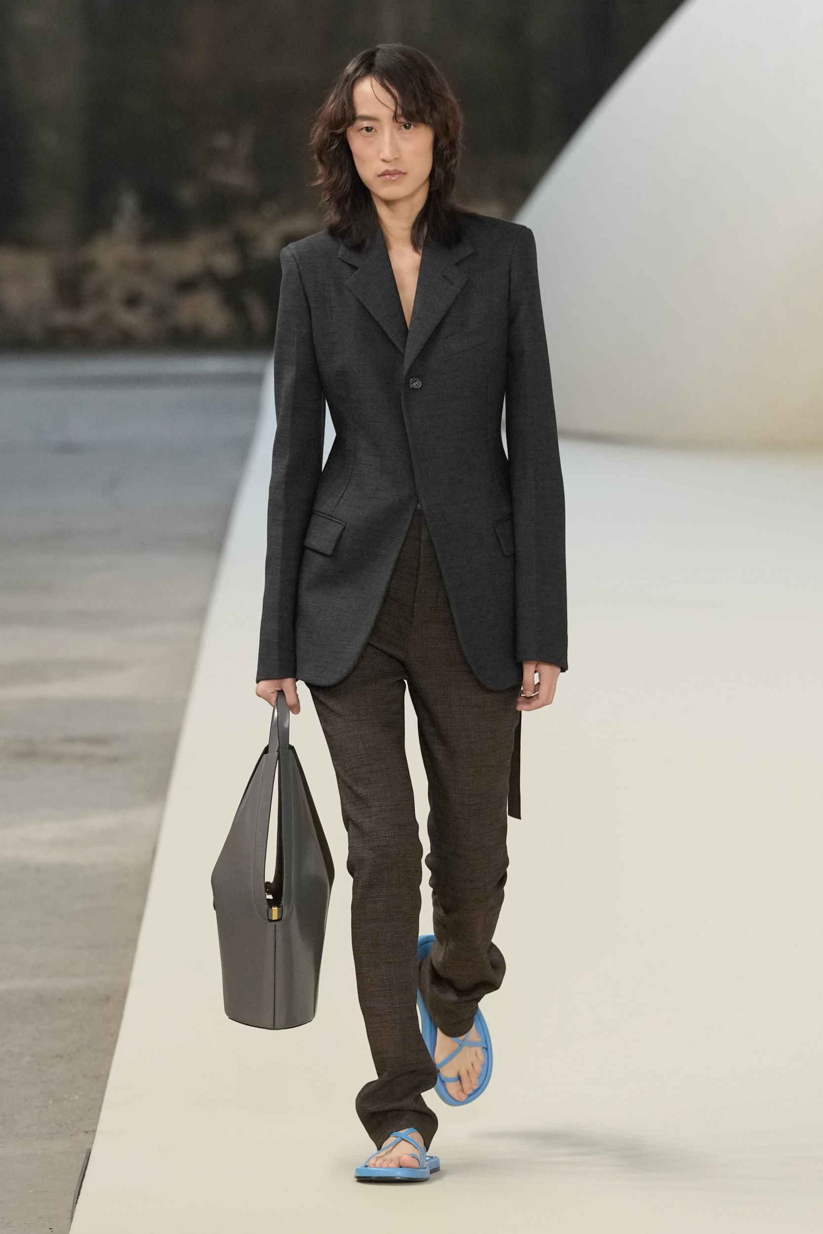 Tod S Spring 2025 Fashion Show