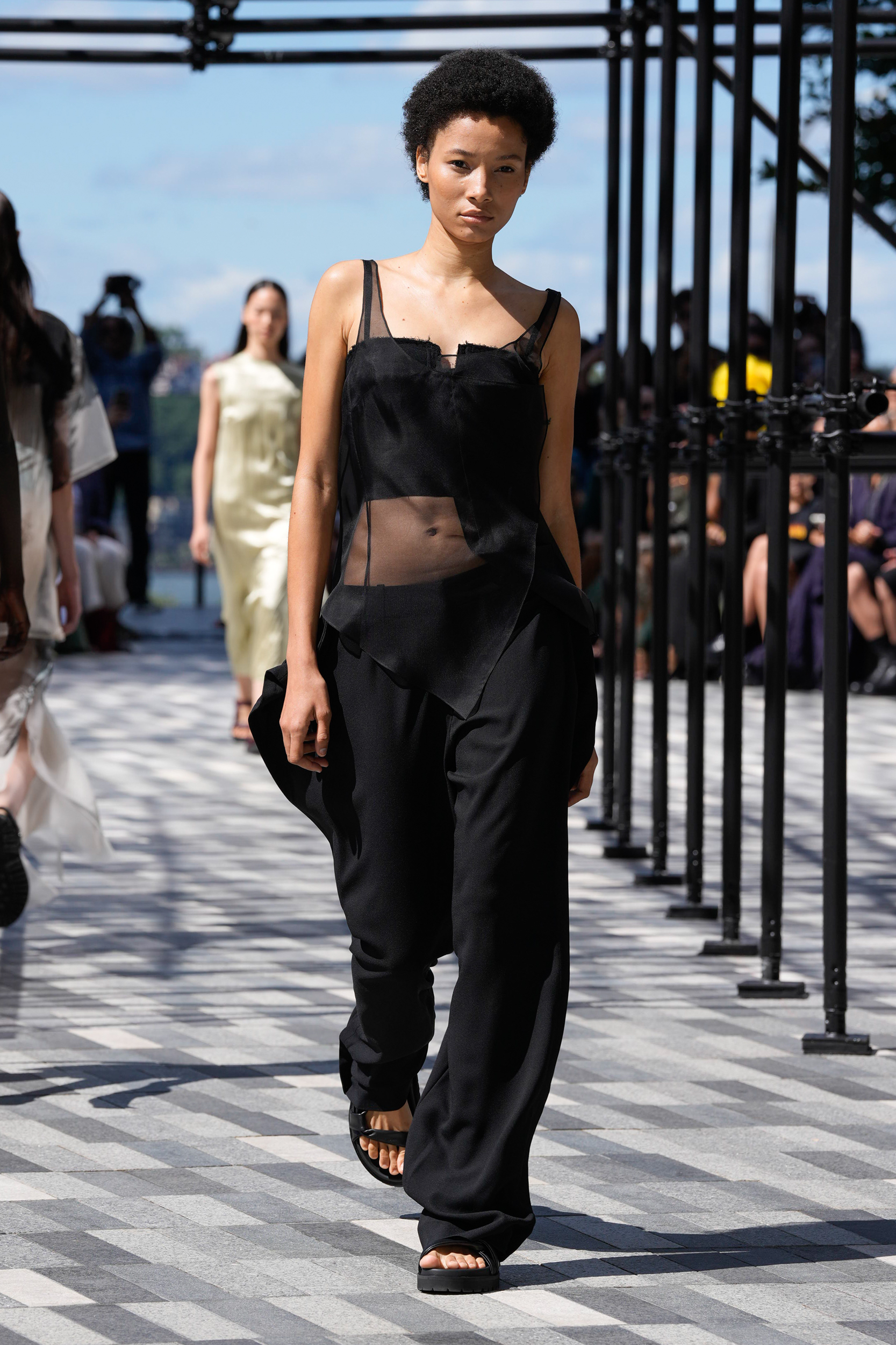 Jason Wu Spring 2025 Fashion Show