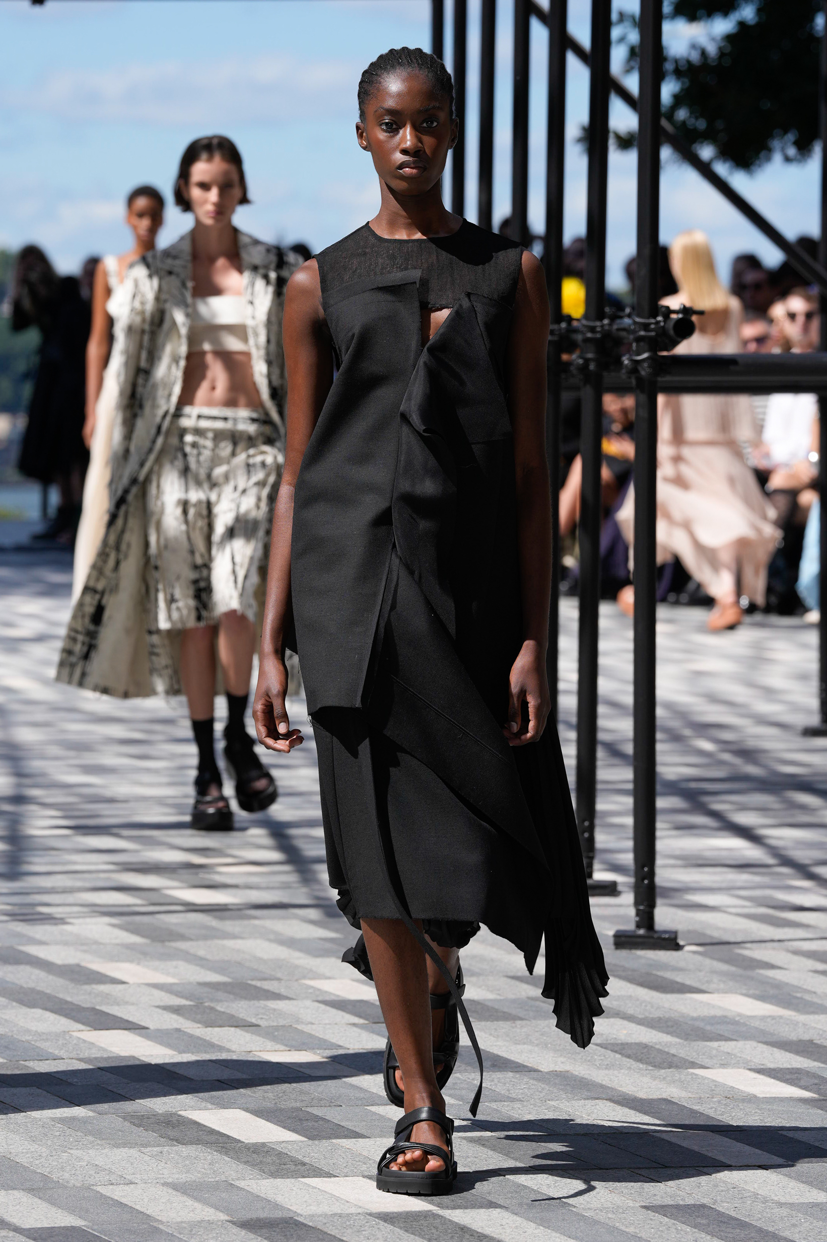 Jason Wu Spring 2025 Fashion Show