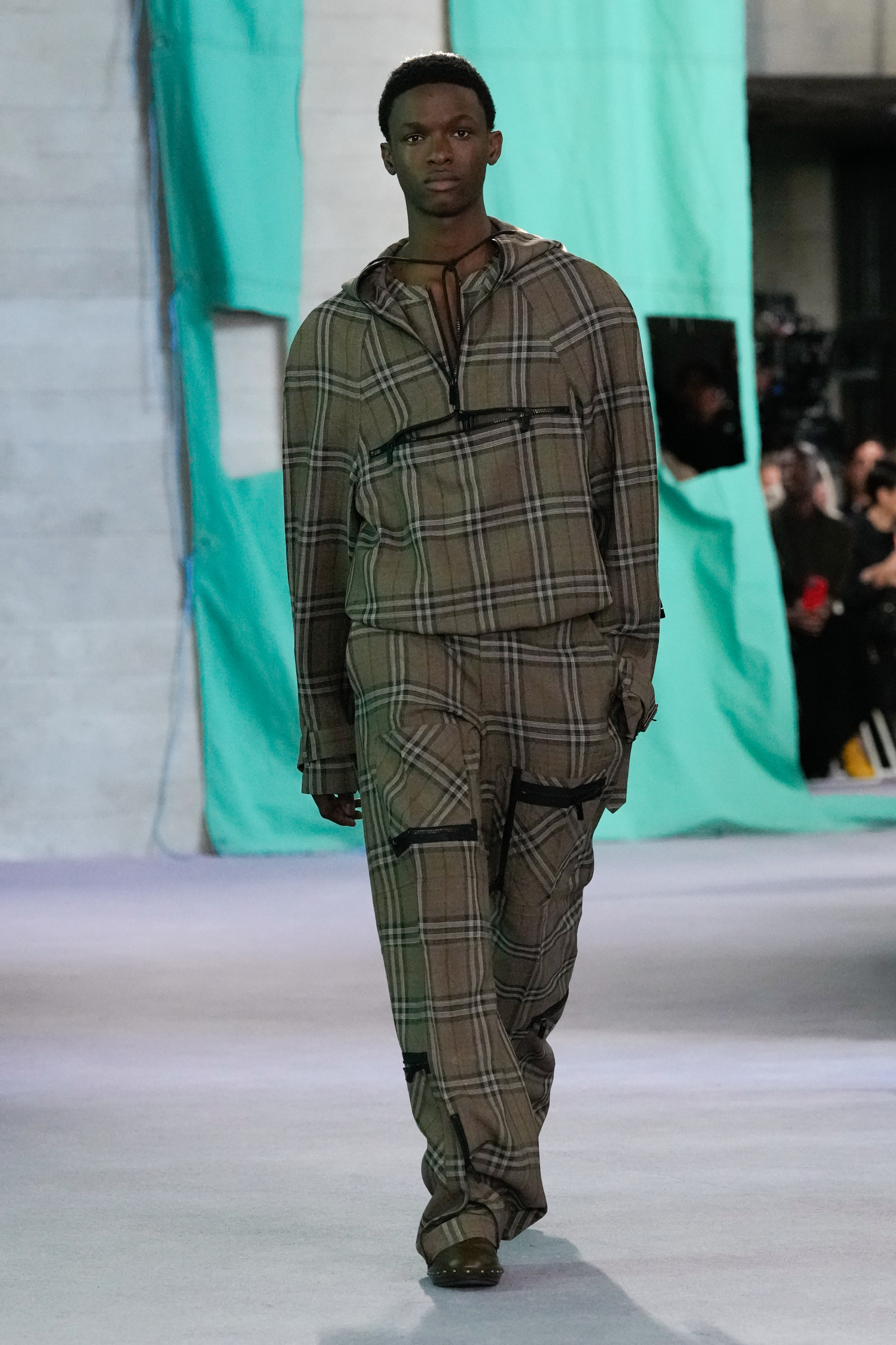 Burberry Spring 2025 Fashion Show