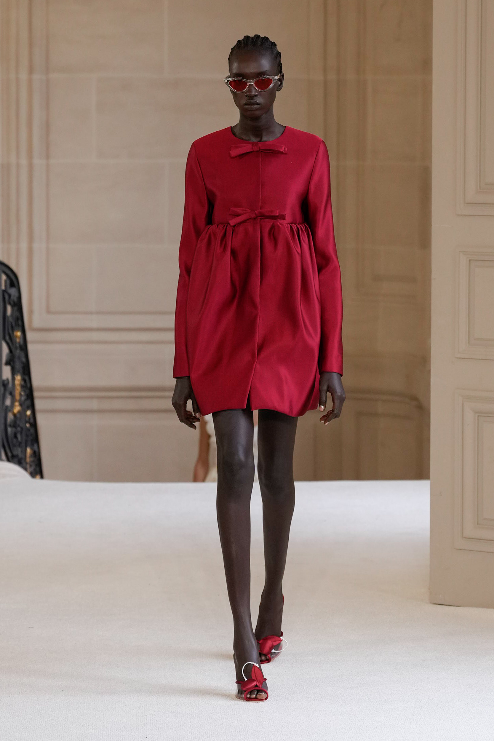 Giambattista Valli Spring 2025 Fashion Show