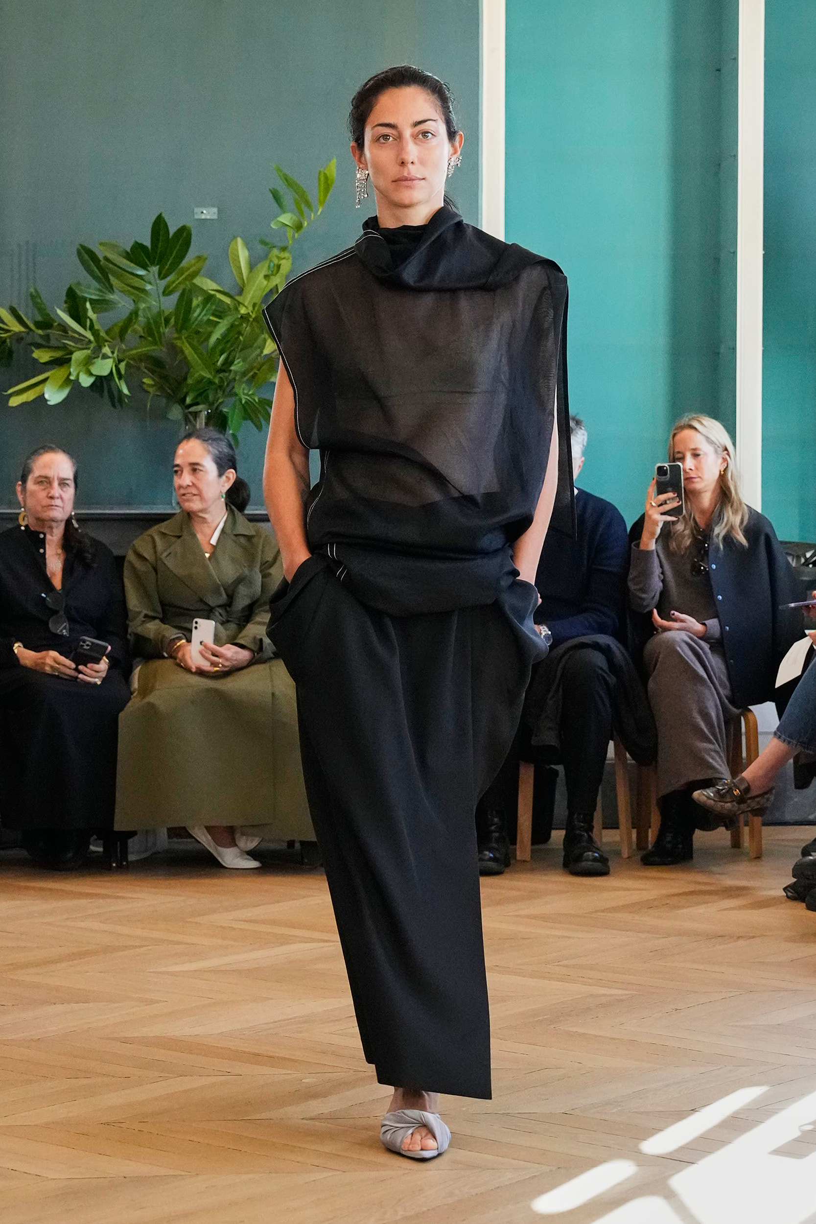 Carven Spring 2025 Fashion Show