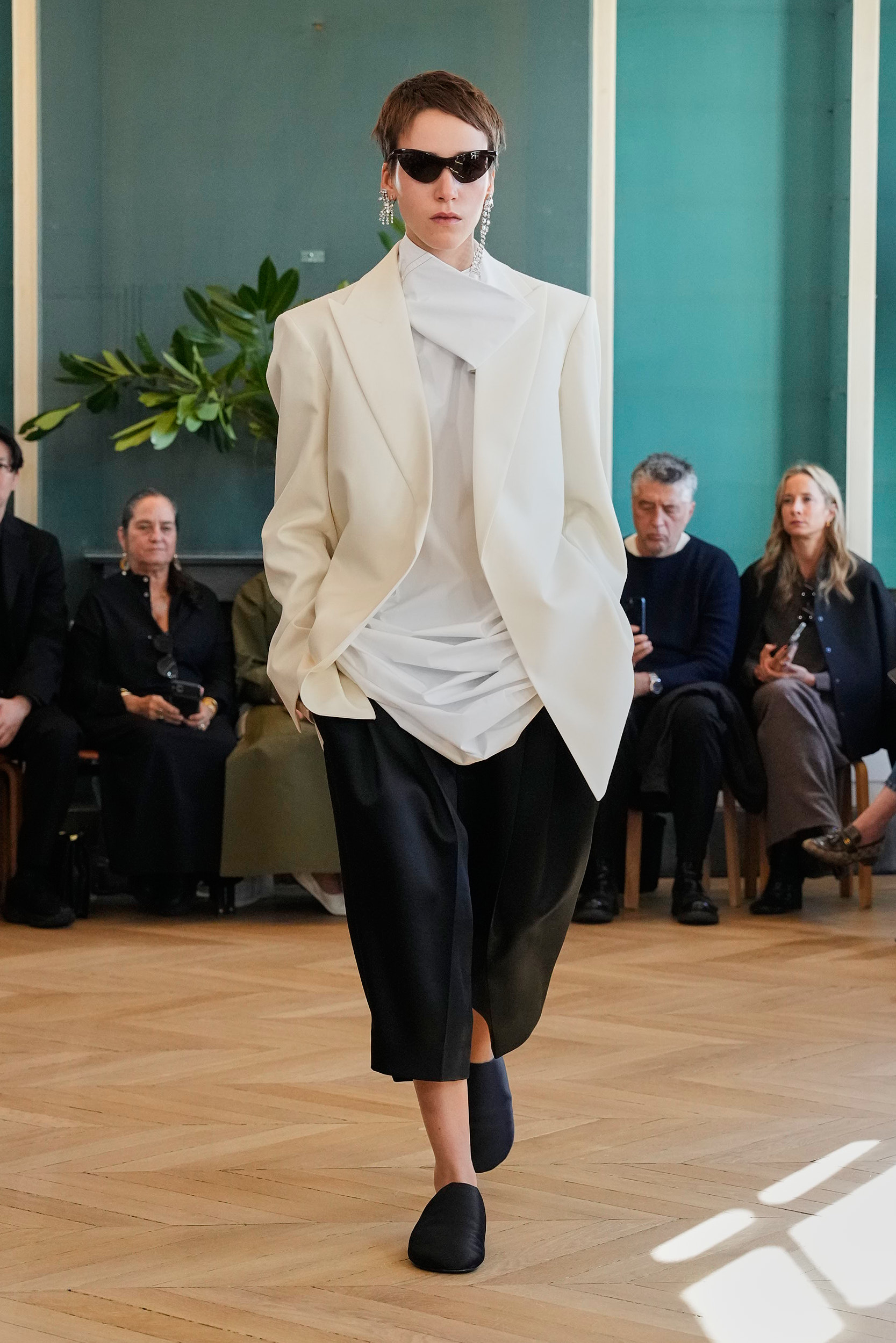 Carven Spring 2025 Fashion Show