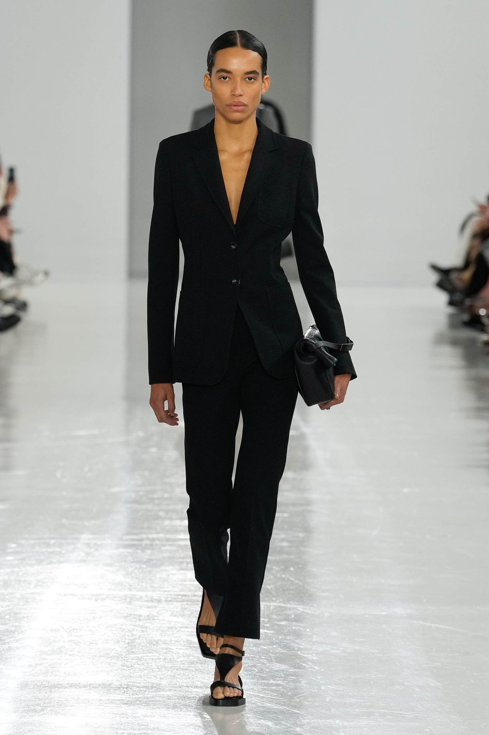 Max Mara Spring 2025 Fashion Show