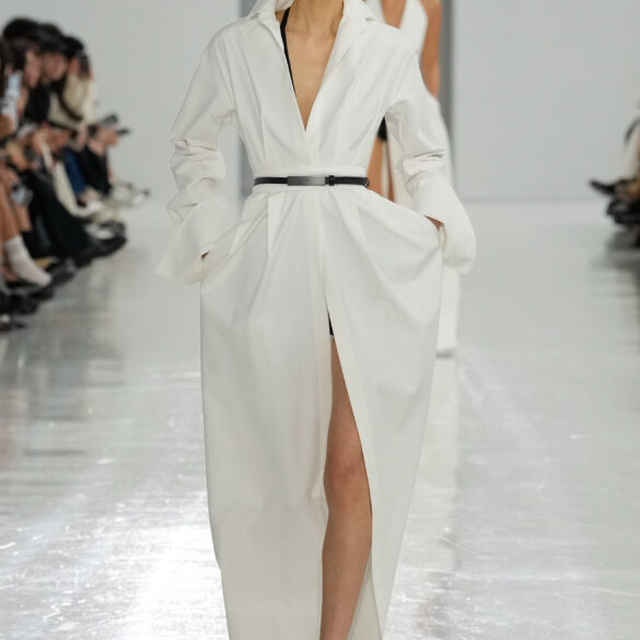 Max Mara Spring 2025 Fashion Show