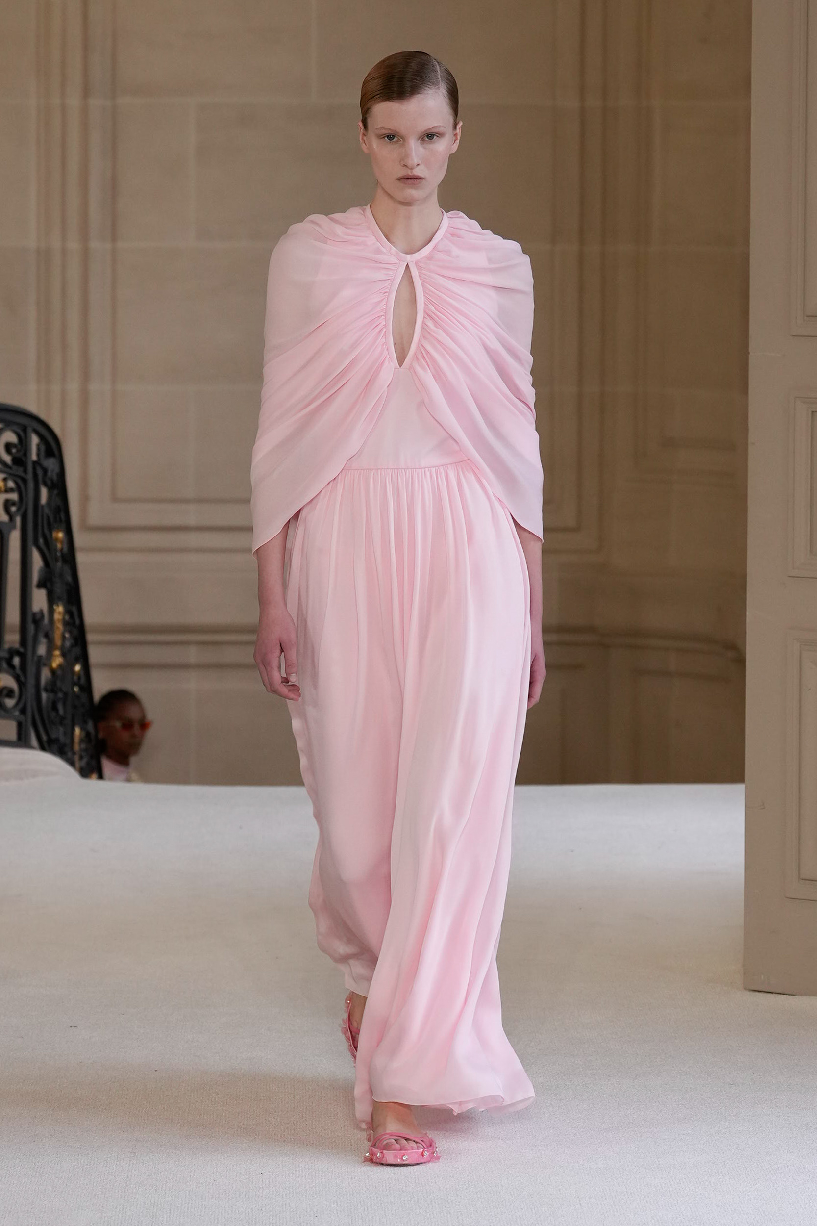 Giambattista Valli Spring 2025 Fashion Show