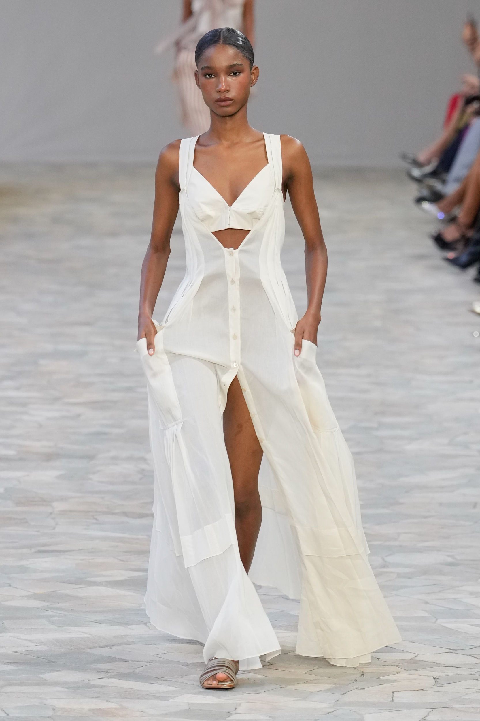 Alberta Ferretti Spring 2025 Fashion Show