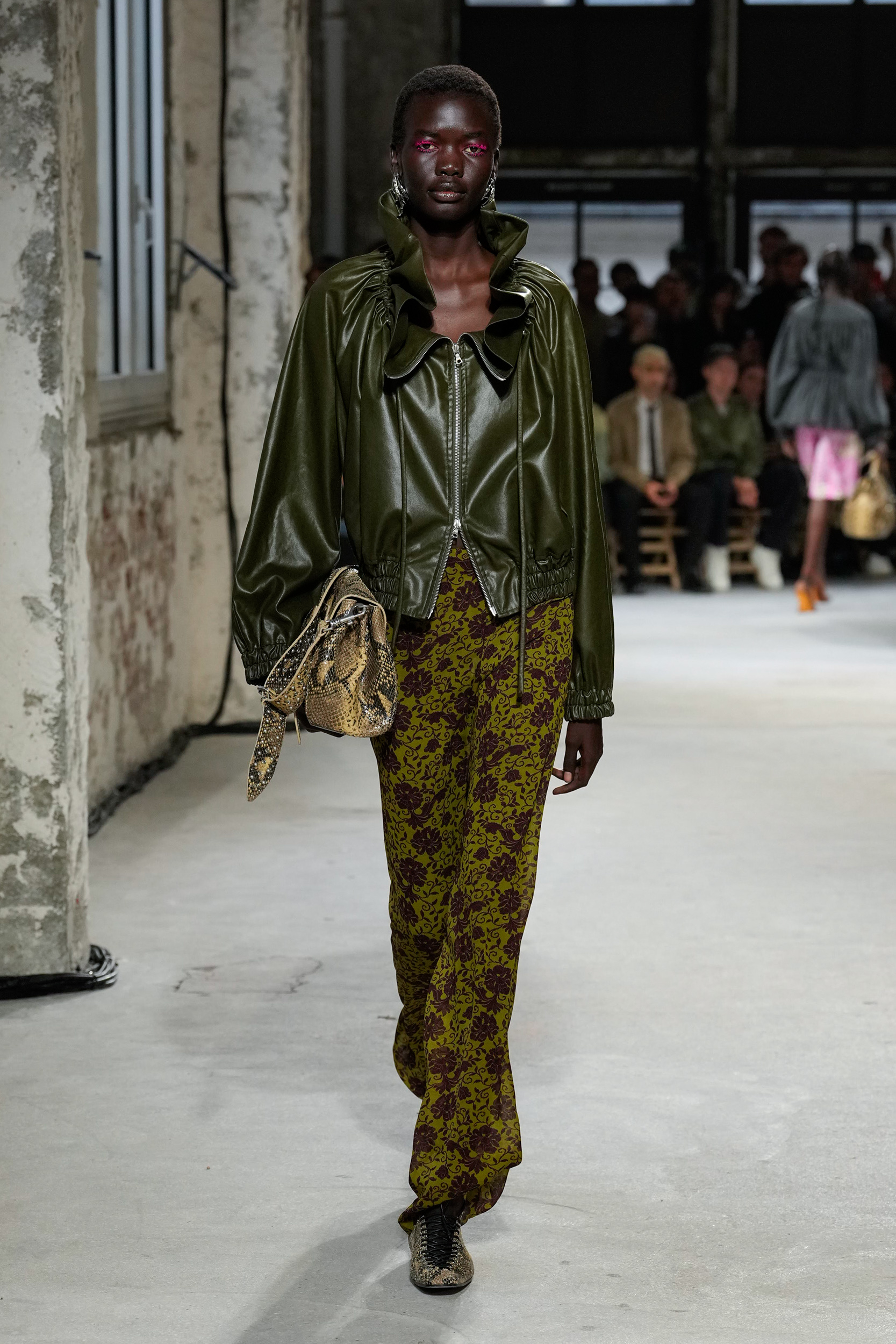 Dries Van Noten Spring 2025 Fashion Show