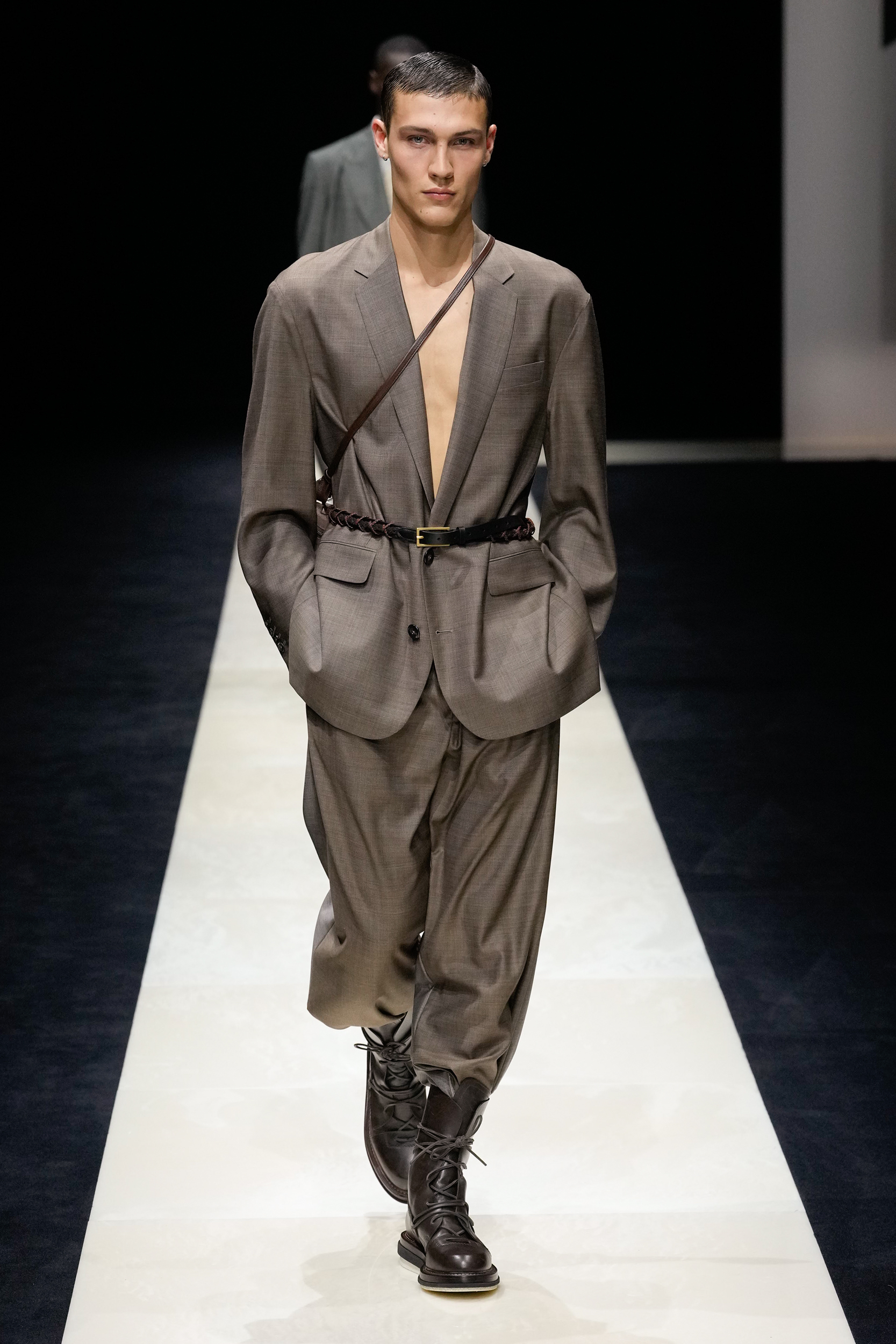 Emporio Armani Spring 2025 Fashion Show