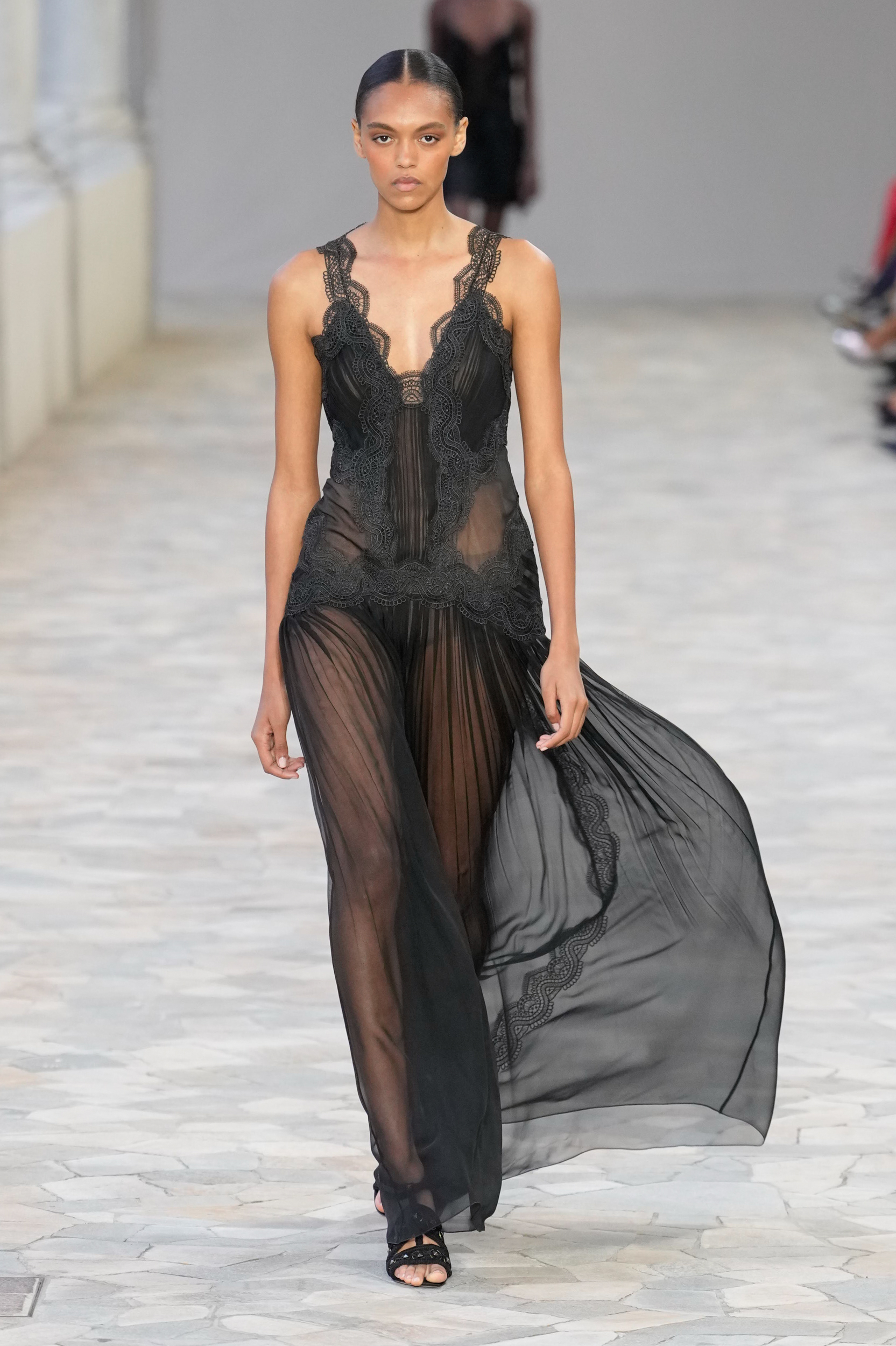 Alberta Ferretti Spring 2025 Fashion Show