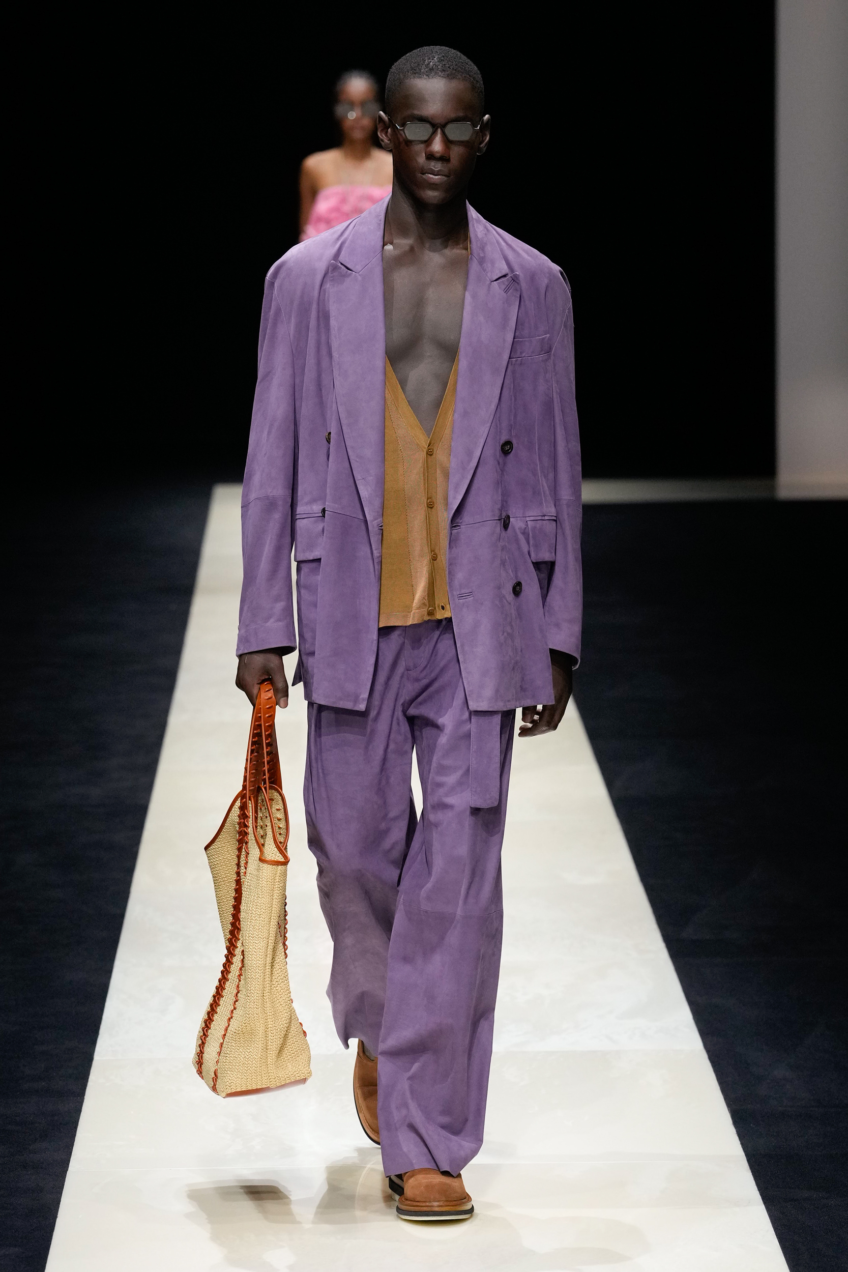 Emporio Armani Spring 2025 Fashion Show