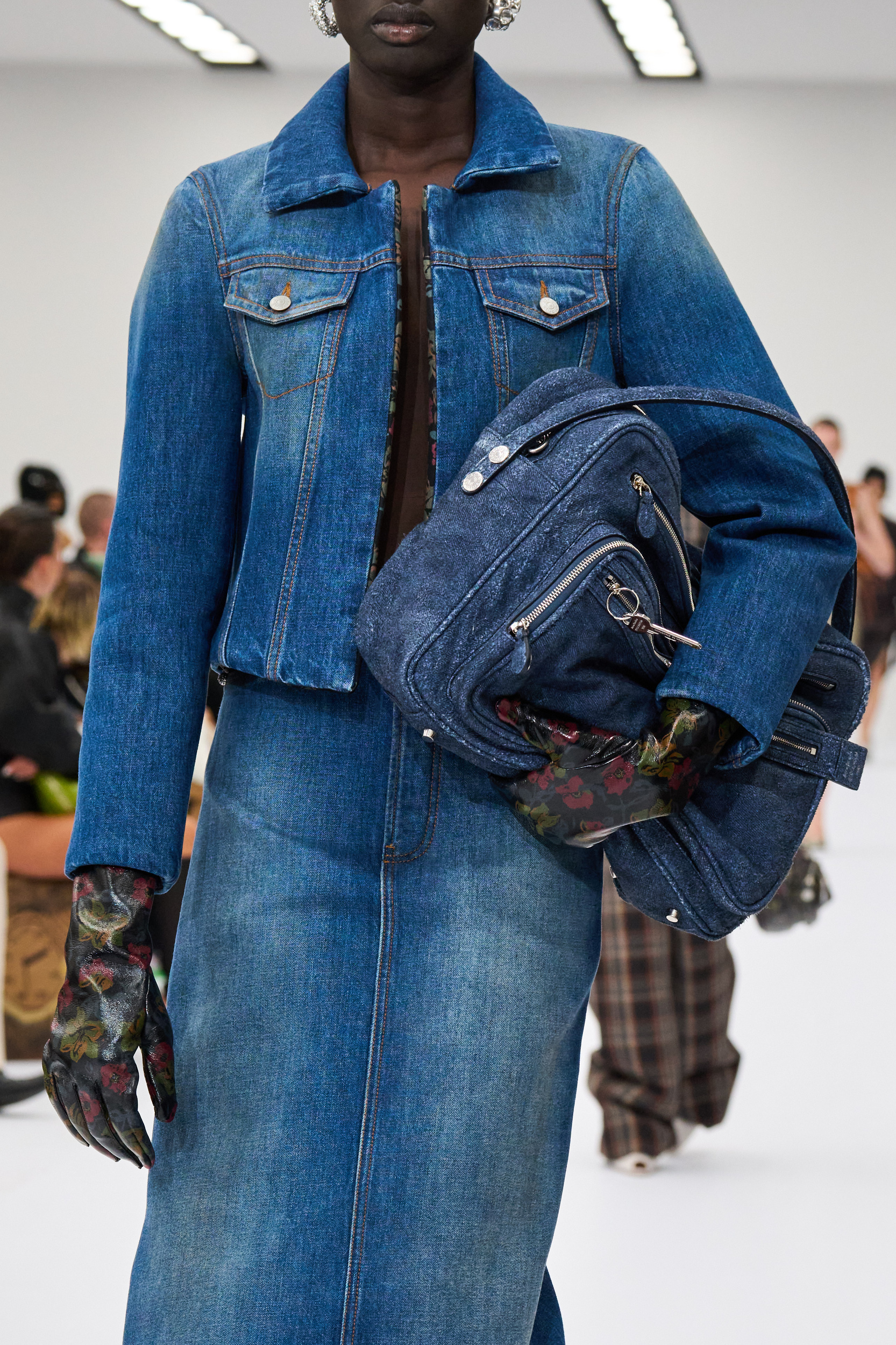 Acne Studios Spring 2025 Fashion Show Details