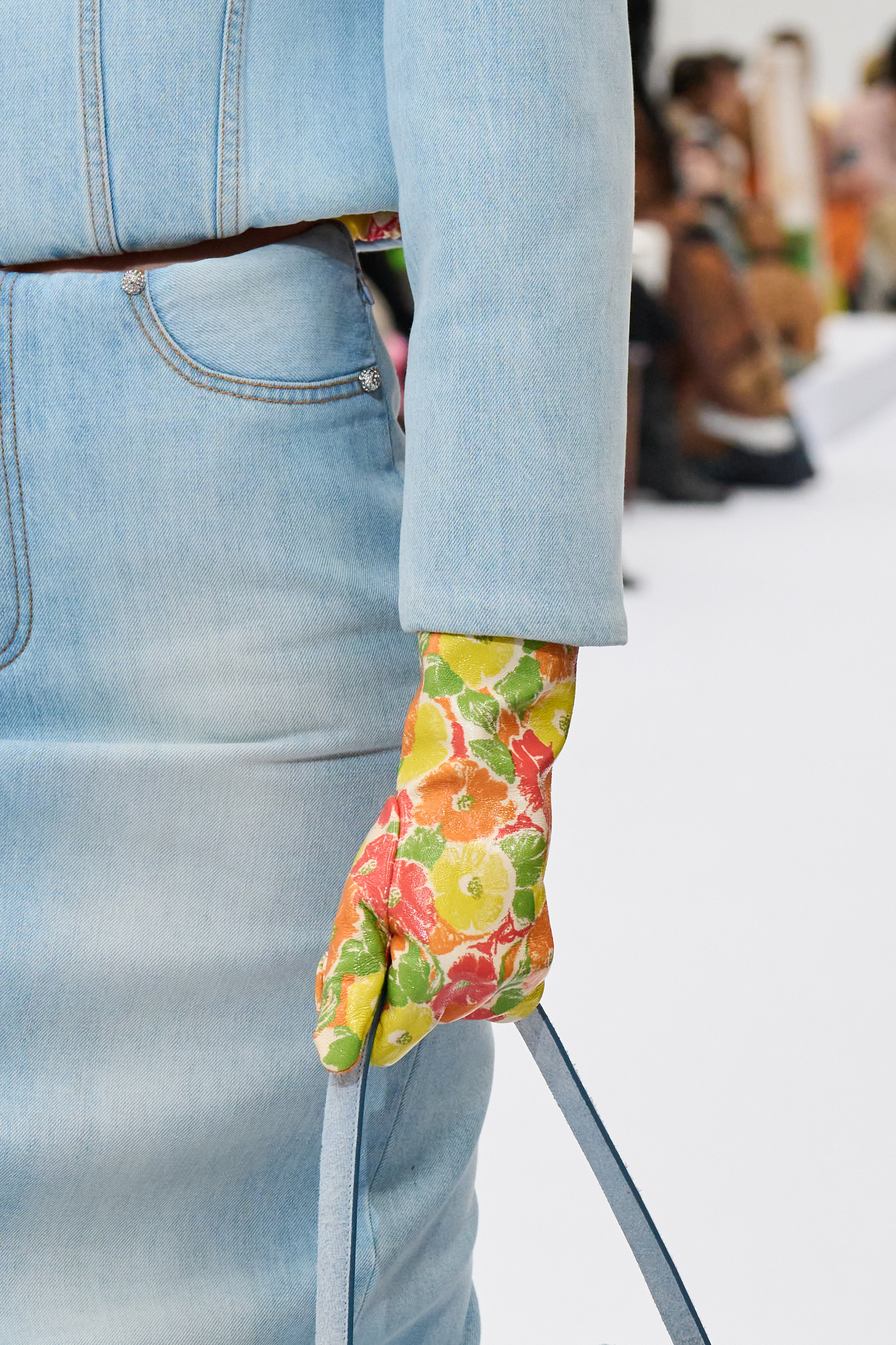 Acne Studios Spring 2025 Fashion Show Details