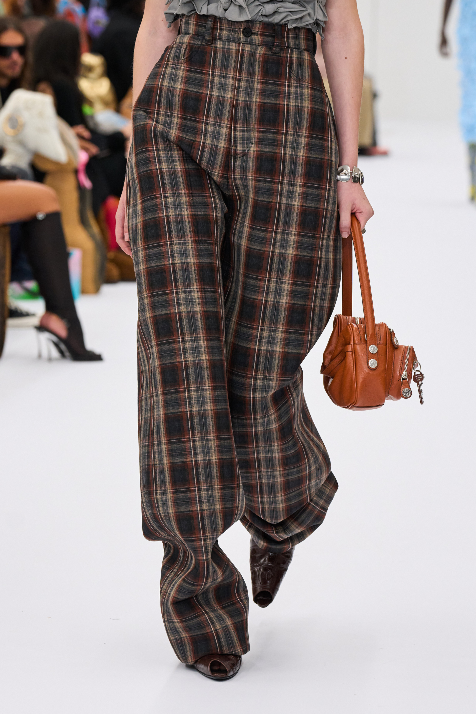 Acne Studios Spring 2025 Fashion Show Details