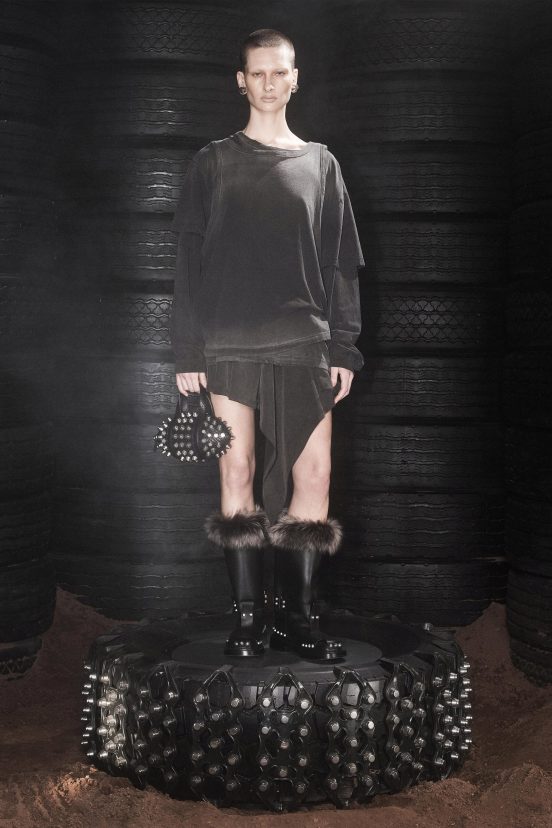 Alexander Wang Fall 2024 Fashion Show Collection