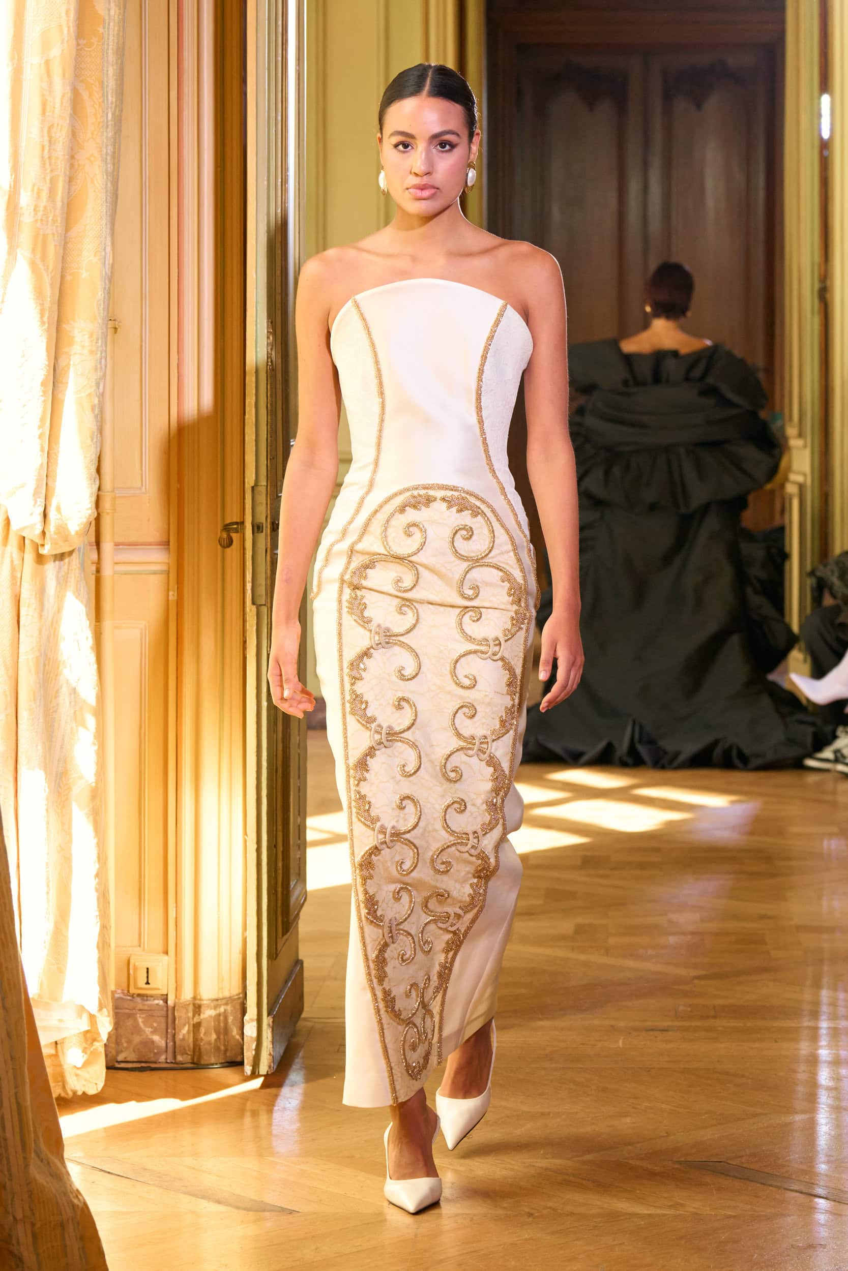 Dana Almulla Spring 2025 Fashion Show