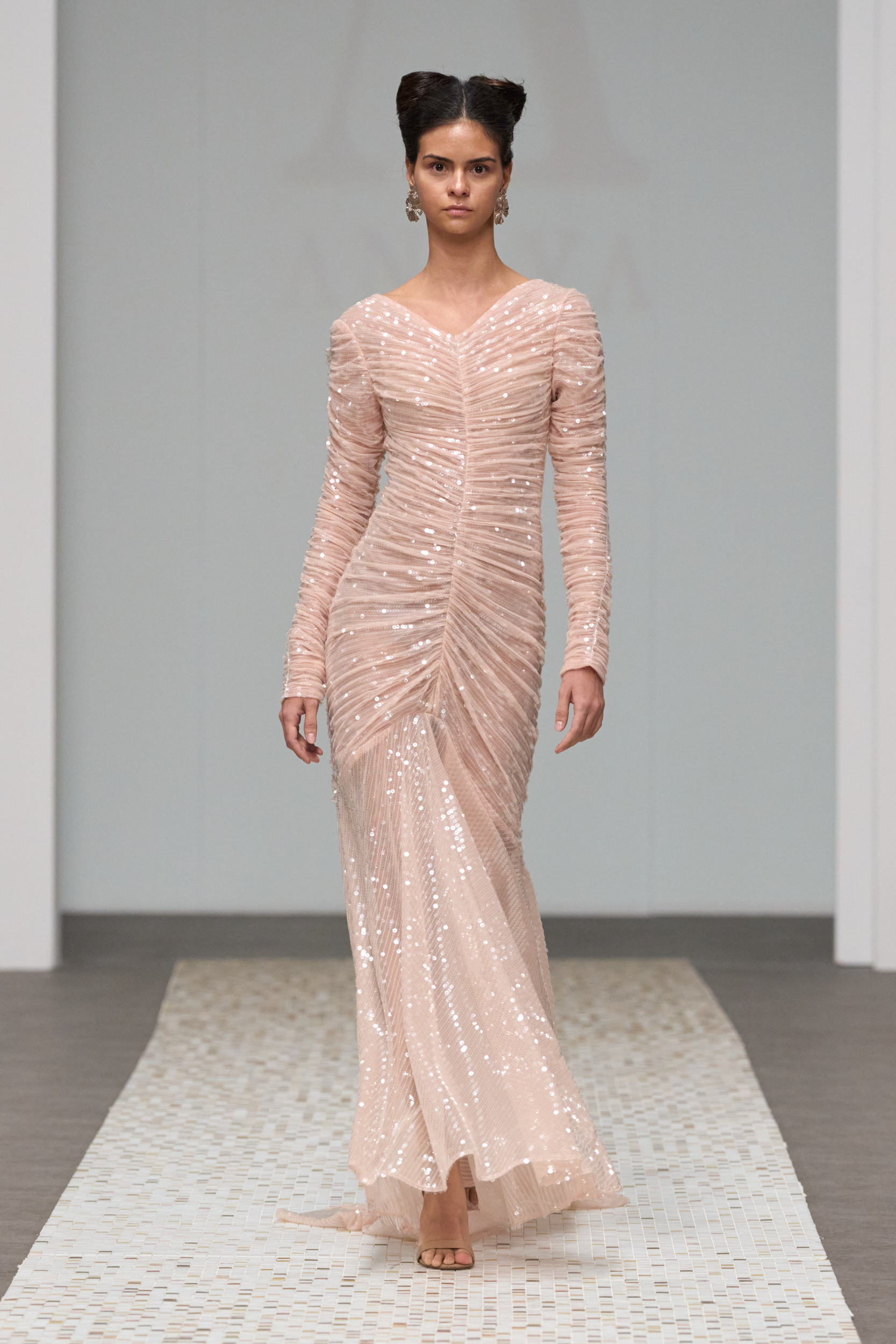 Anaya Spring 2025 Couture Fashion Show 