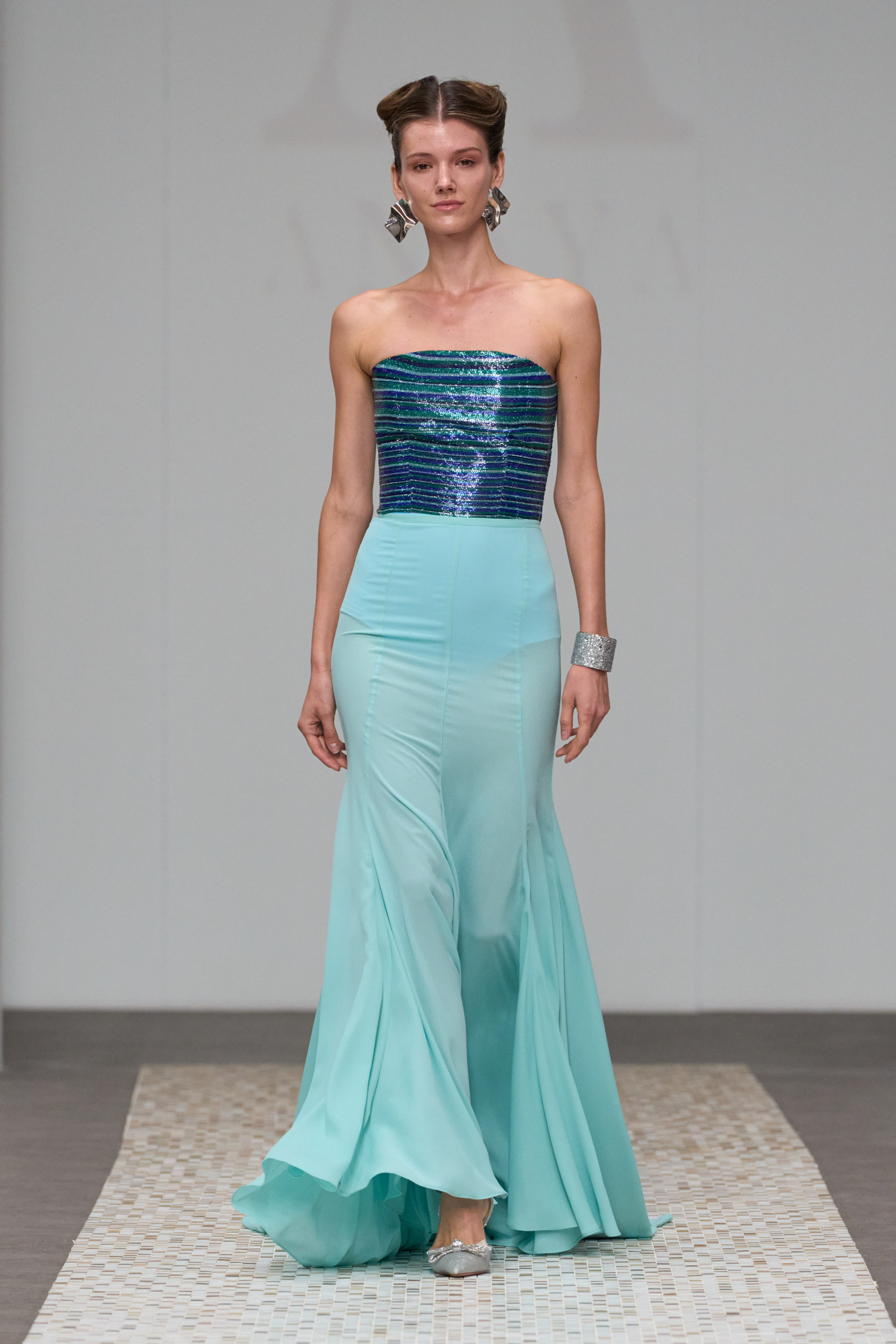 Anaya Spring 2025 Couture Fashion Show 