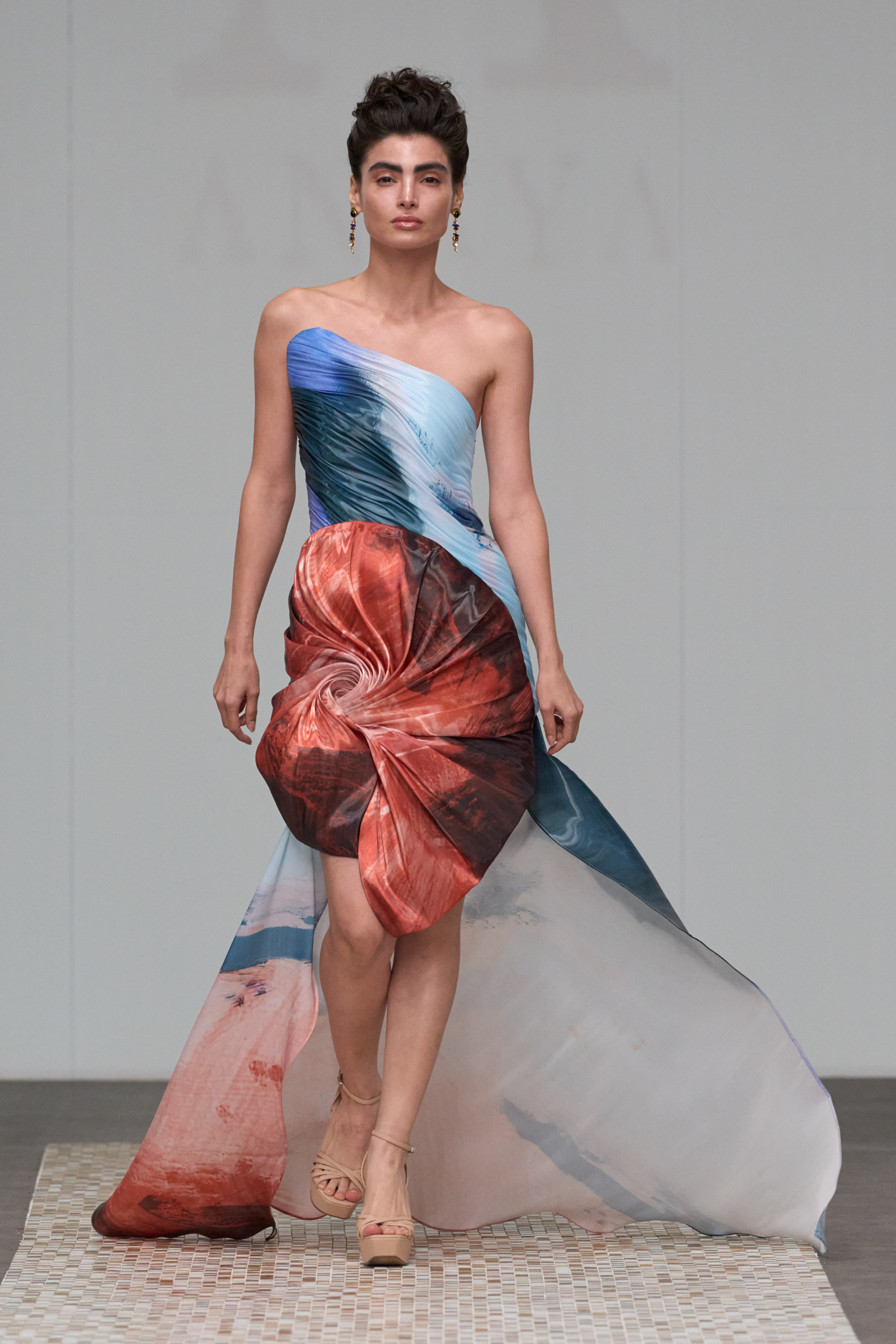 Anaya Spring 2025 Couture Fashion Show 