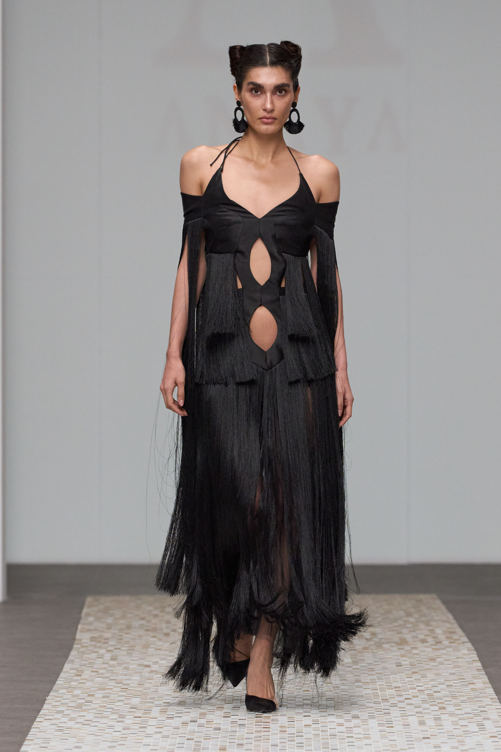 Anaya Spring 2025 Couture Fashion Show 