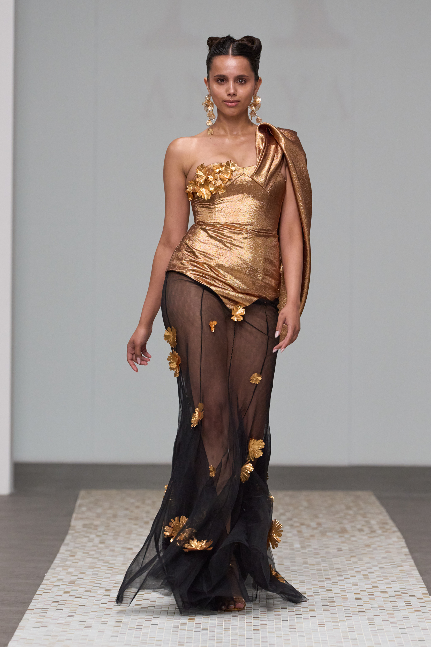 Anaya Spring 2025 Couture Fashion Show 