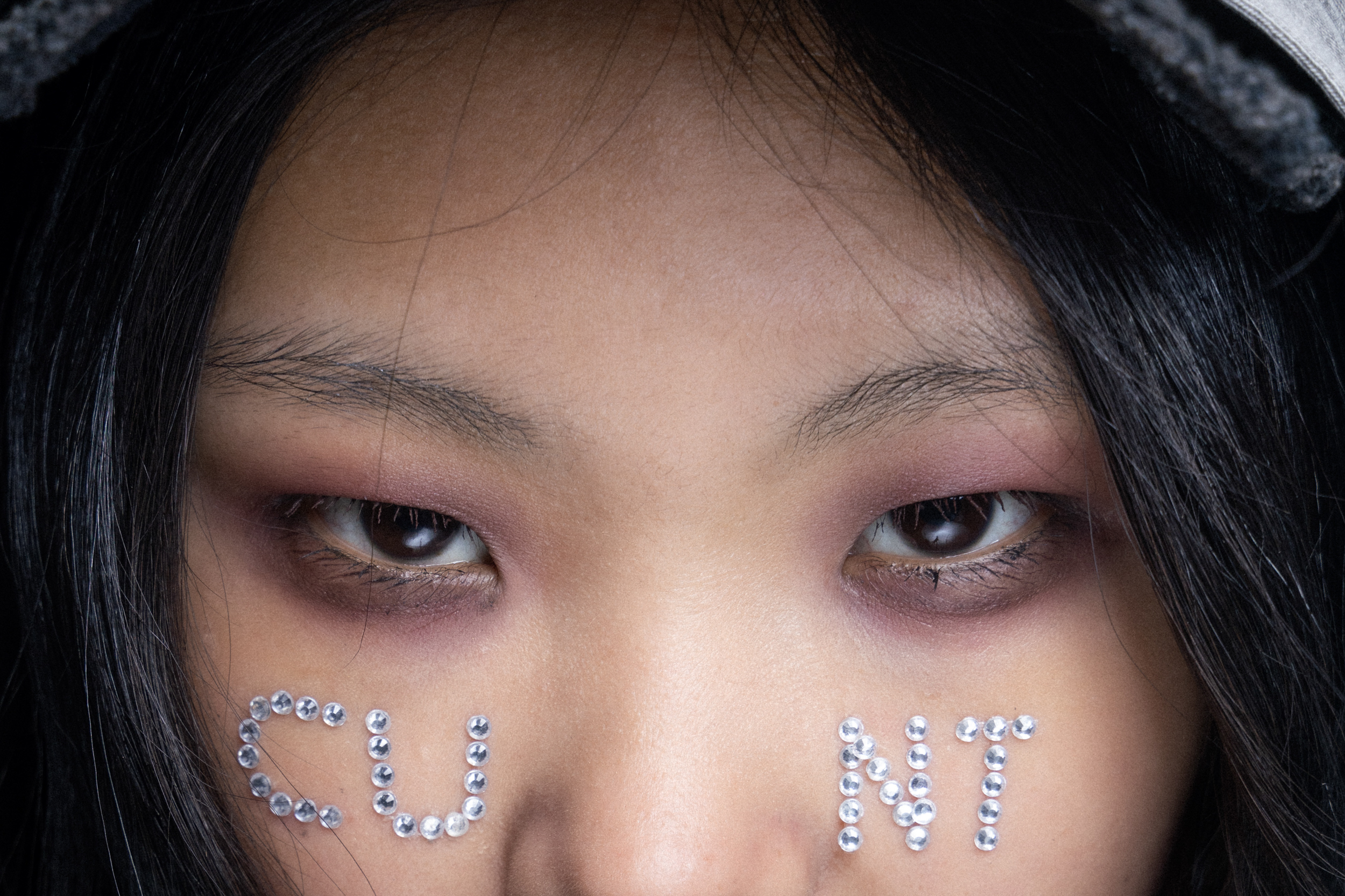 Avavav Spring 2025 Fashion Show Backstage