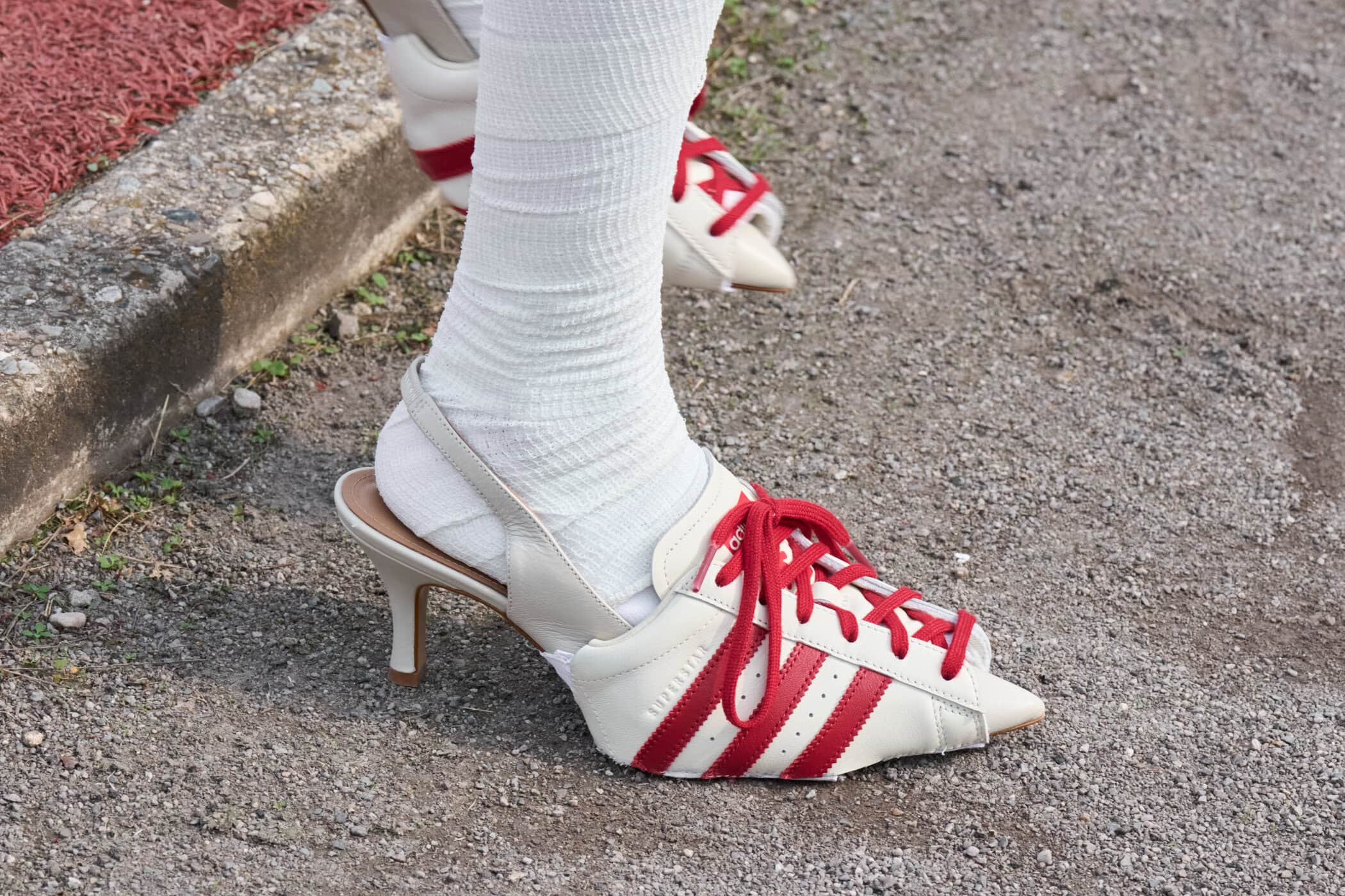 Avavav Spring 2025 Fashion Show Details