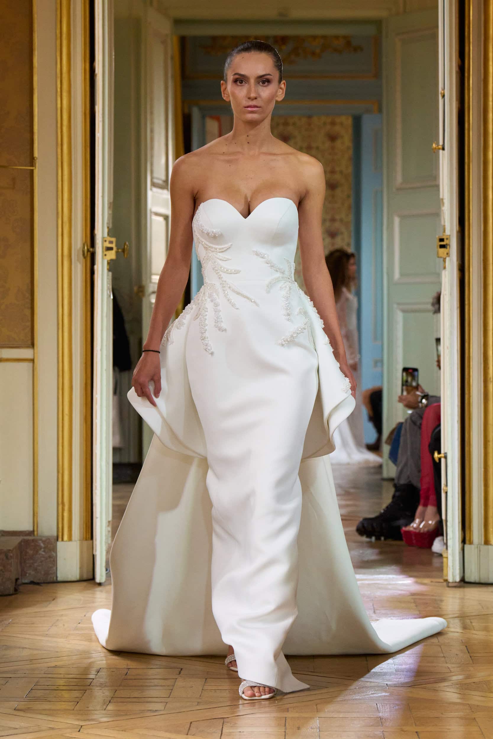 Nova Bella Spring 2025 Fashion Show
