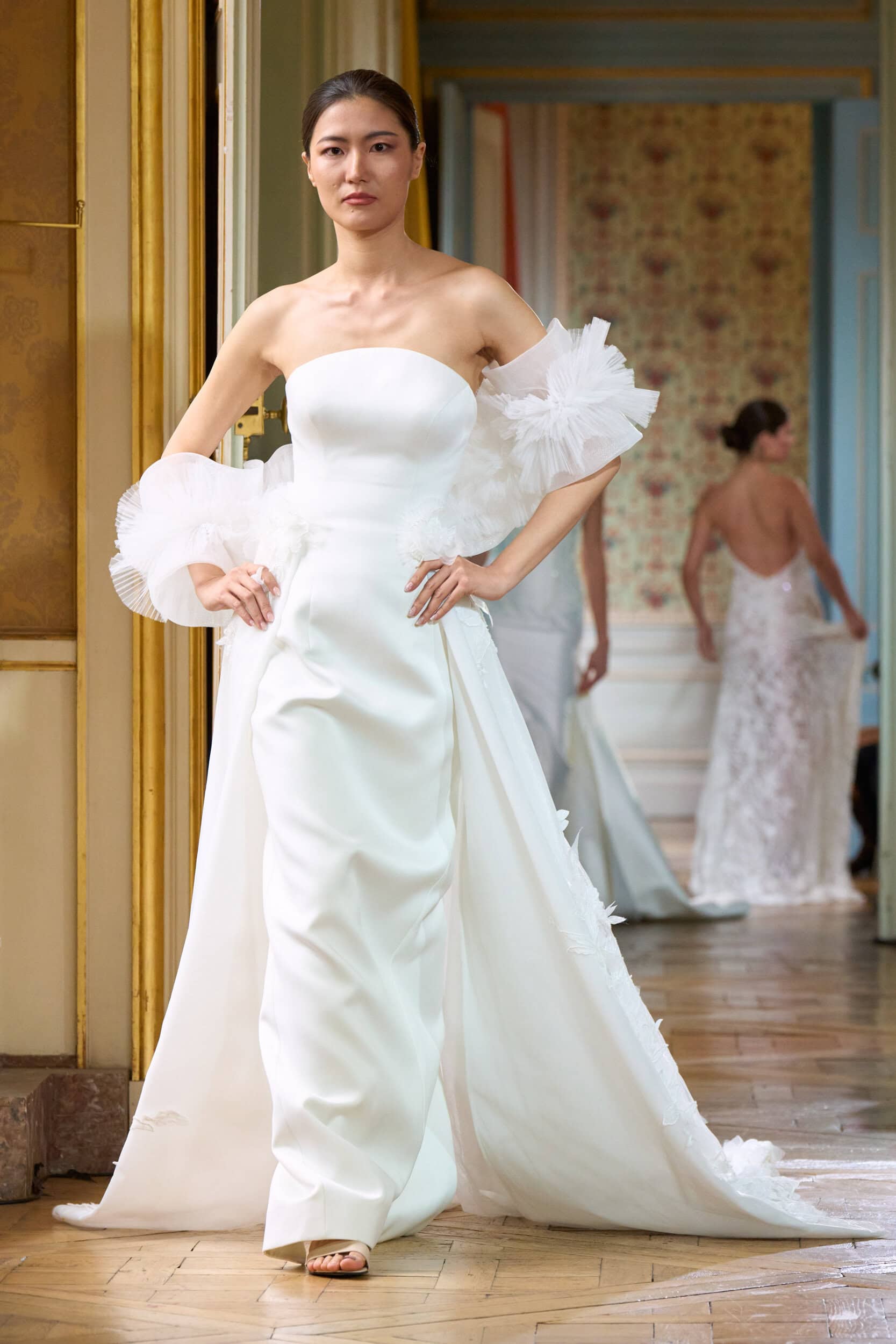 Nova Bella Spring 2025 Fashion Show
