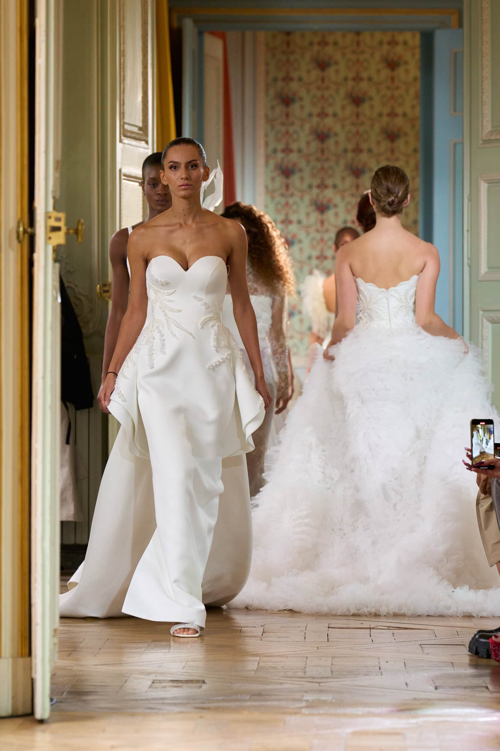 Nova Bella Spring 2025 Fashion Show