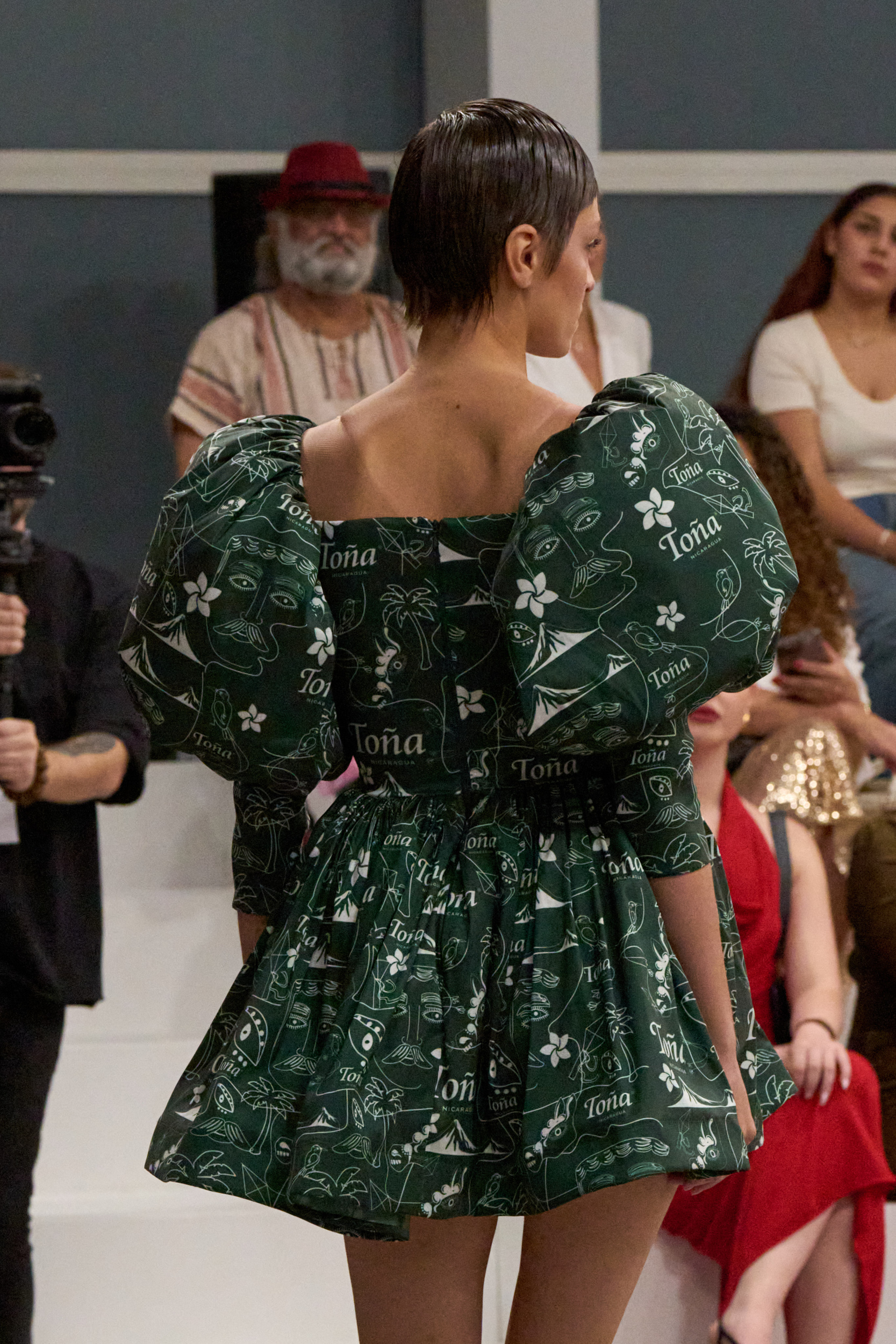 Erick Bendana Spring 2025 Couture Fashion Show Details