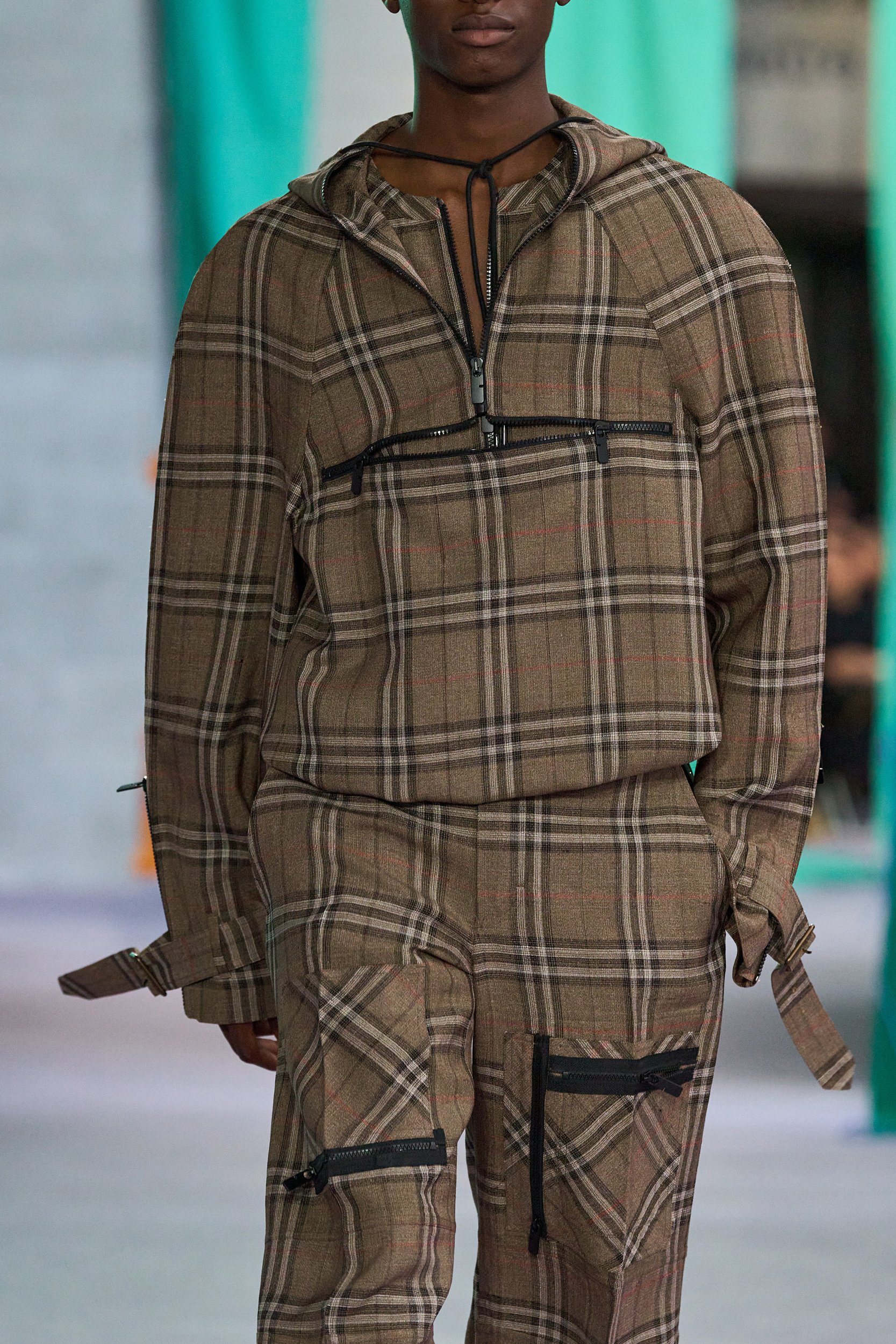 Burberry Spring 2025 Fashion Show Details