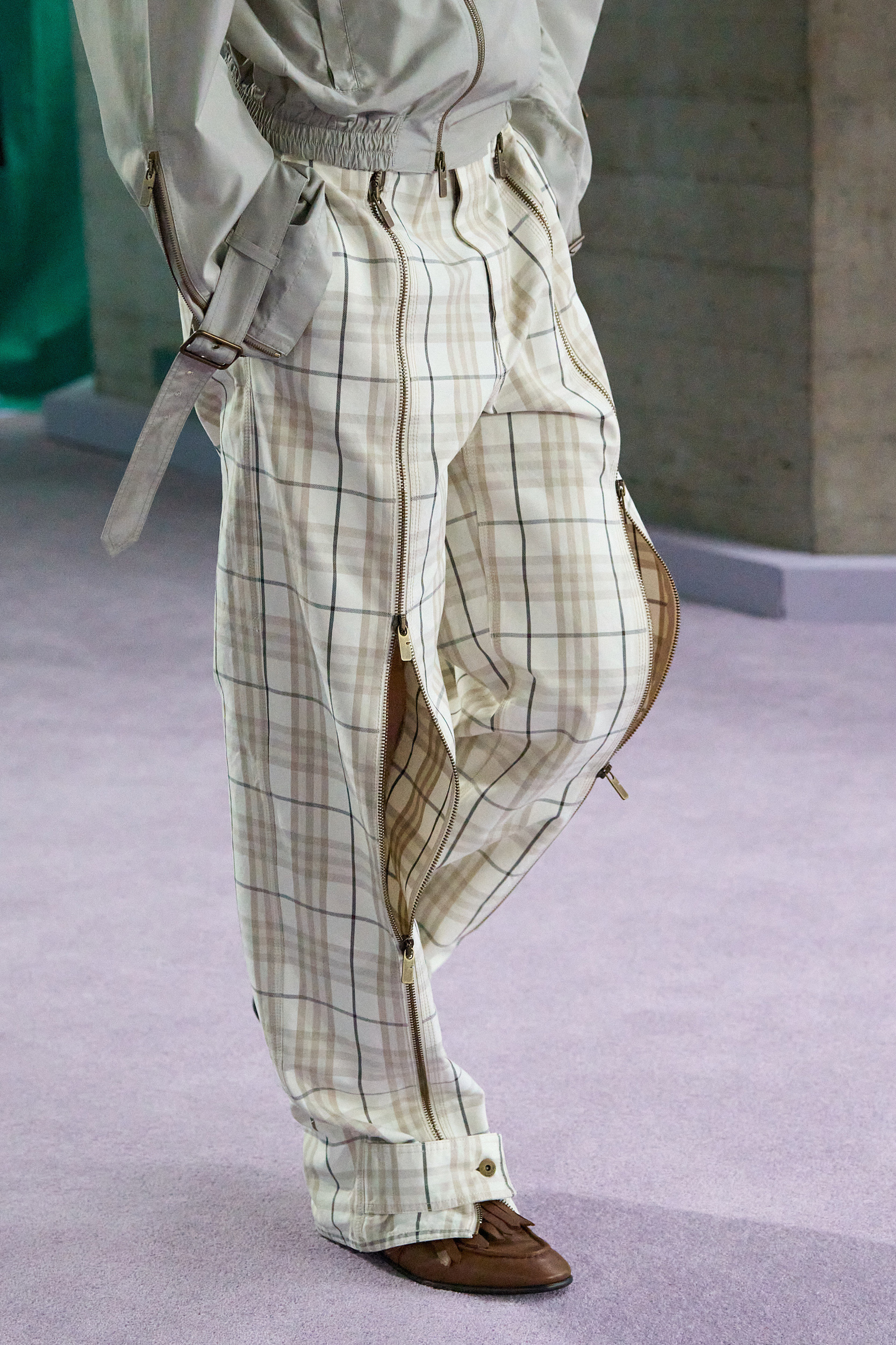 Burberry Spring 2025 Fashion Show Details