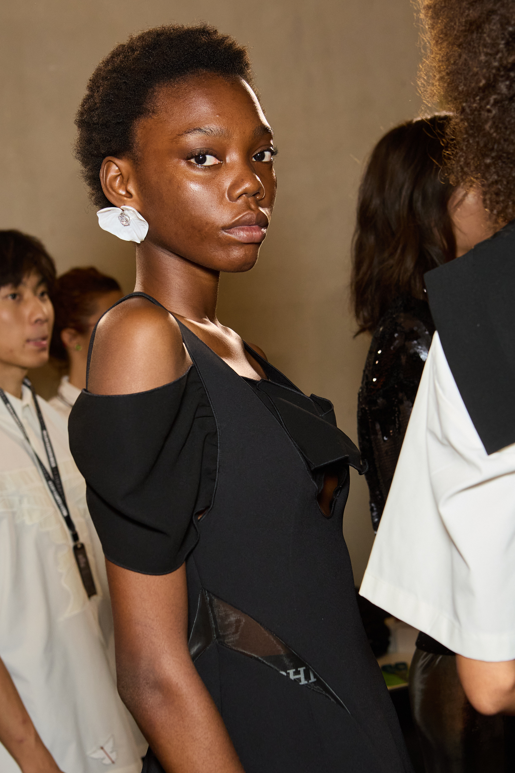 Chicco Mao Spring 2025 Fashion Show Backstage