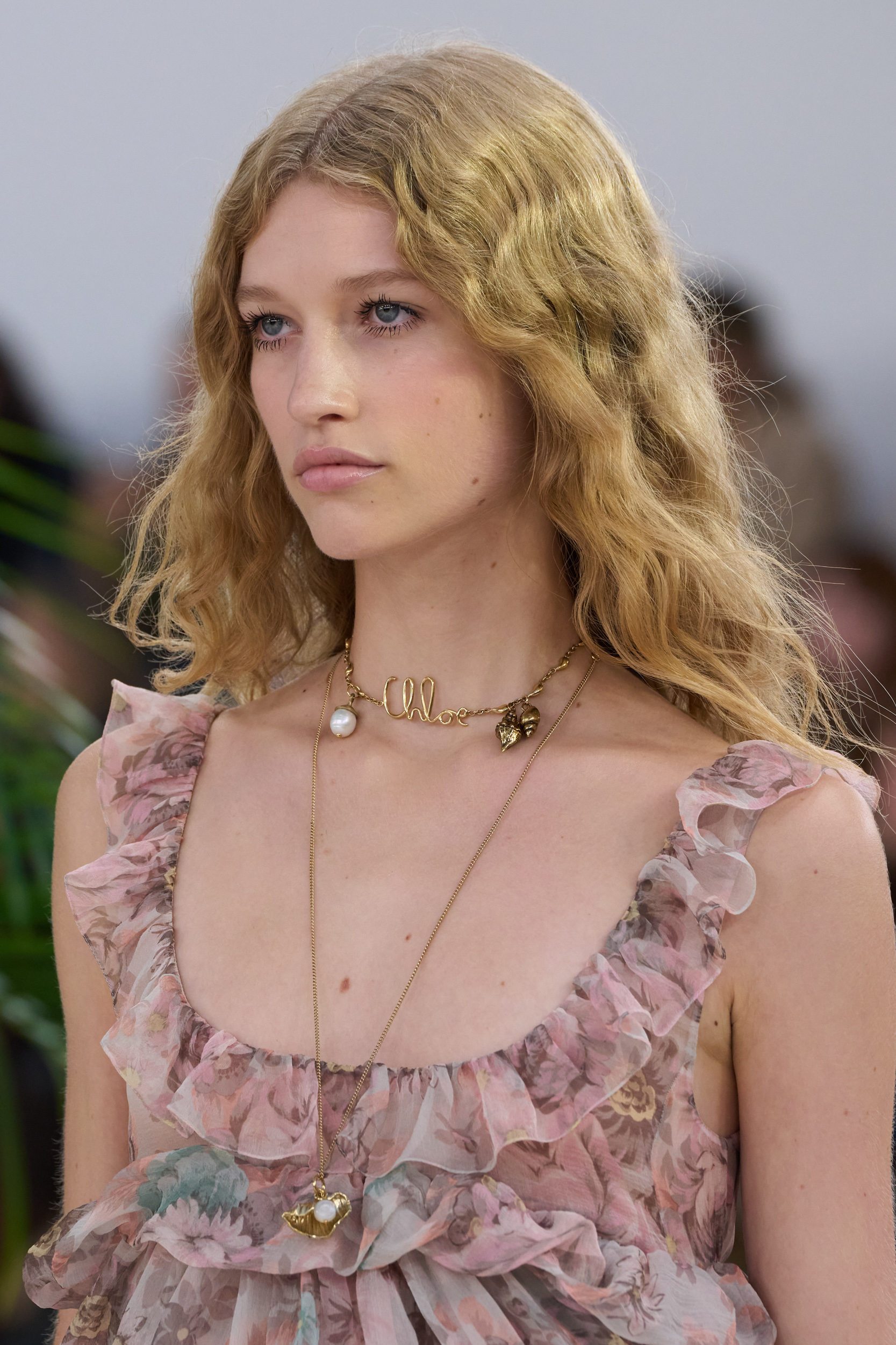 Chloe Spring 2025 Fashion Show Details