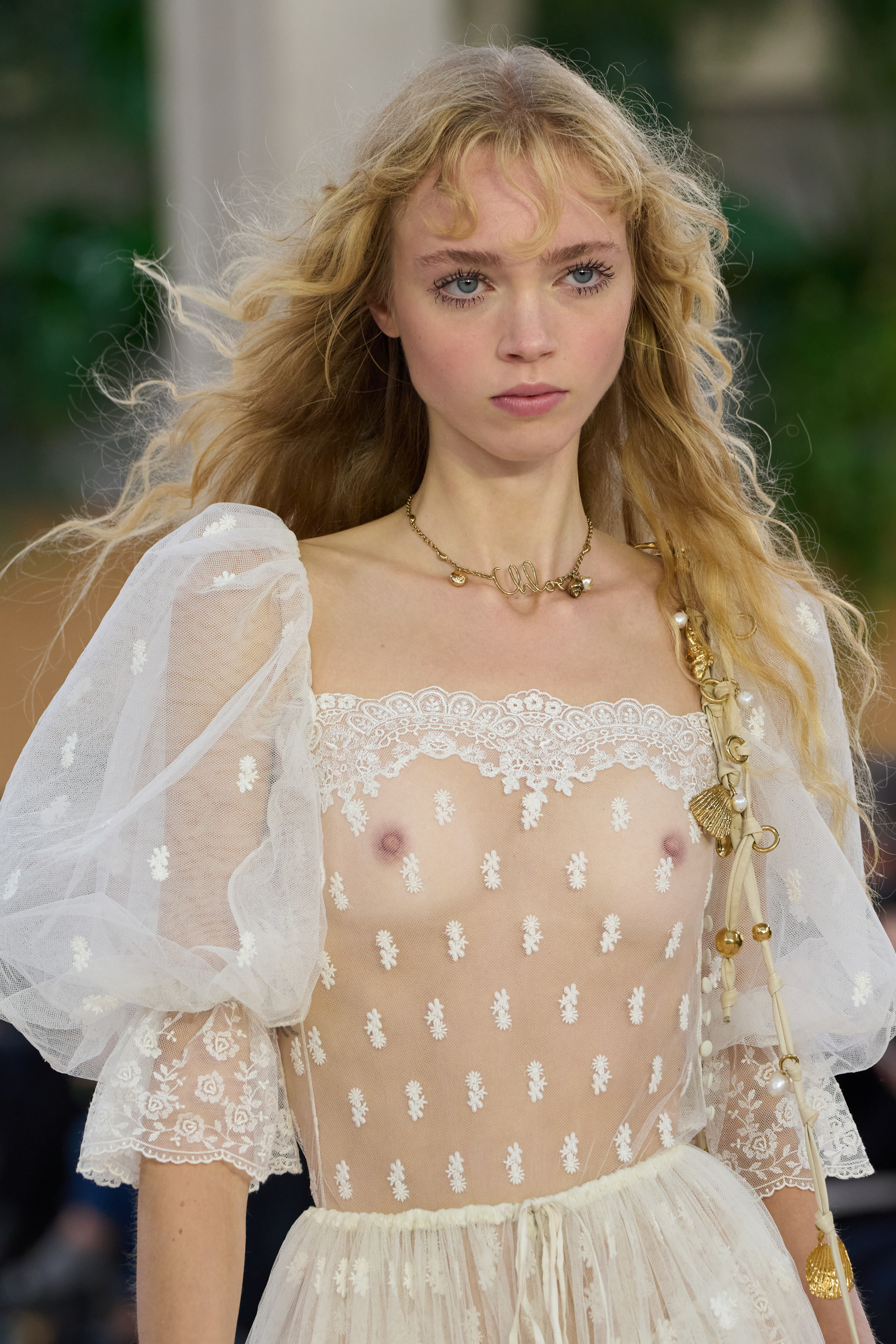 Chloe Spring 2025 Fashion Show Details