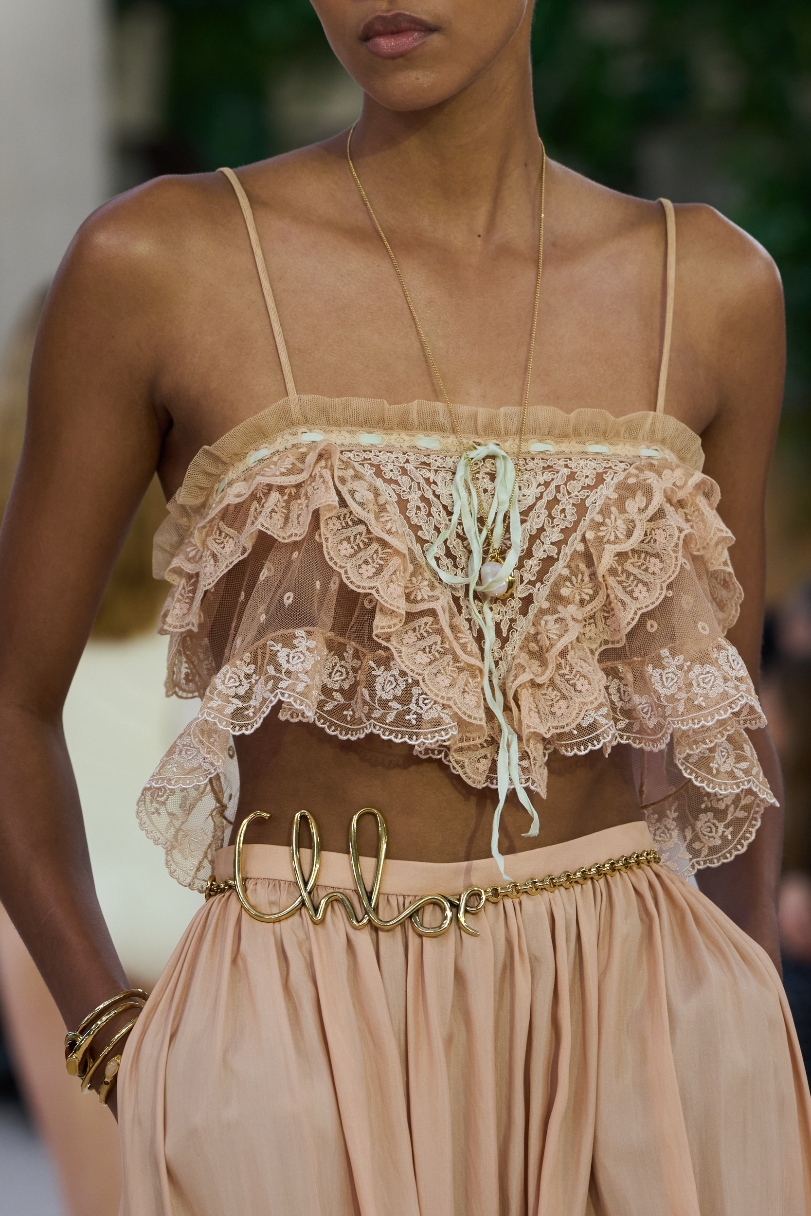 Chloe Spring 2025 Fashion Show Details