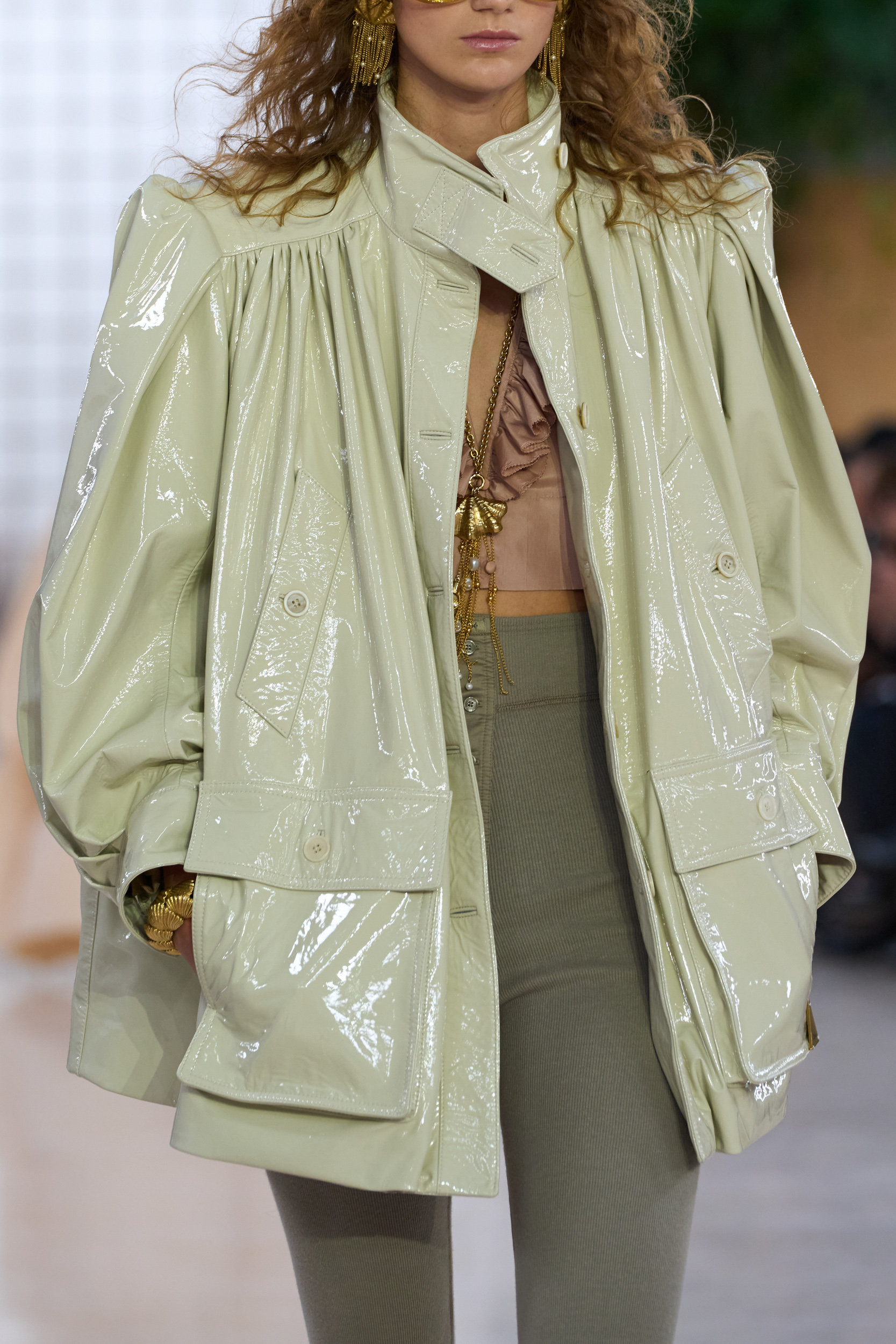 Chloe Spring 2025 Fashion Show Details