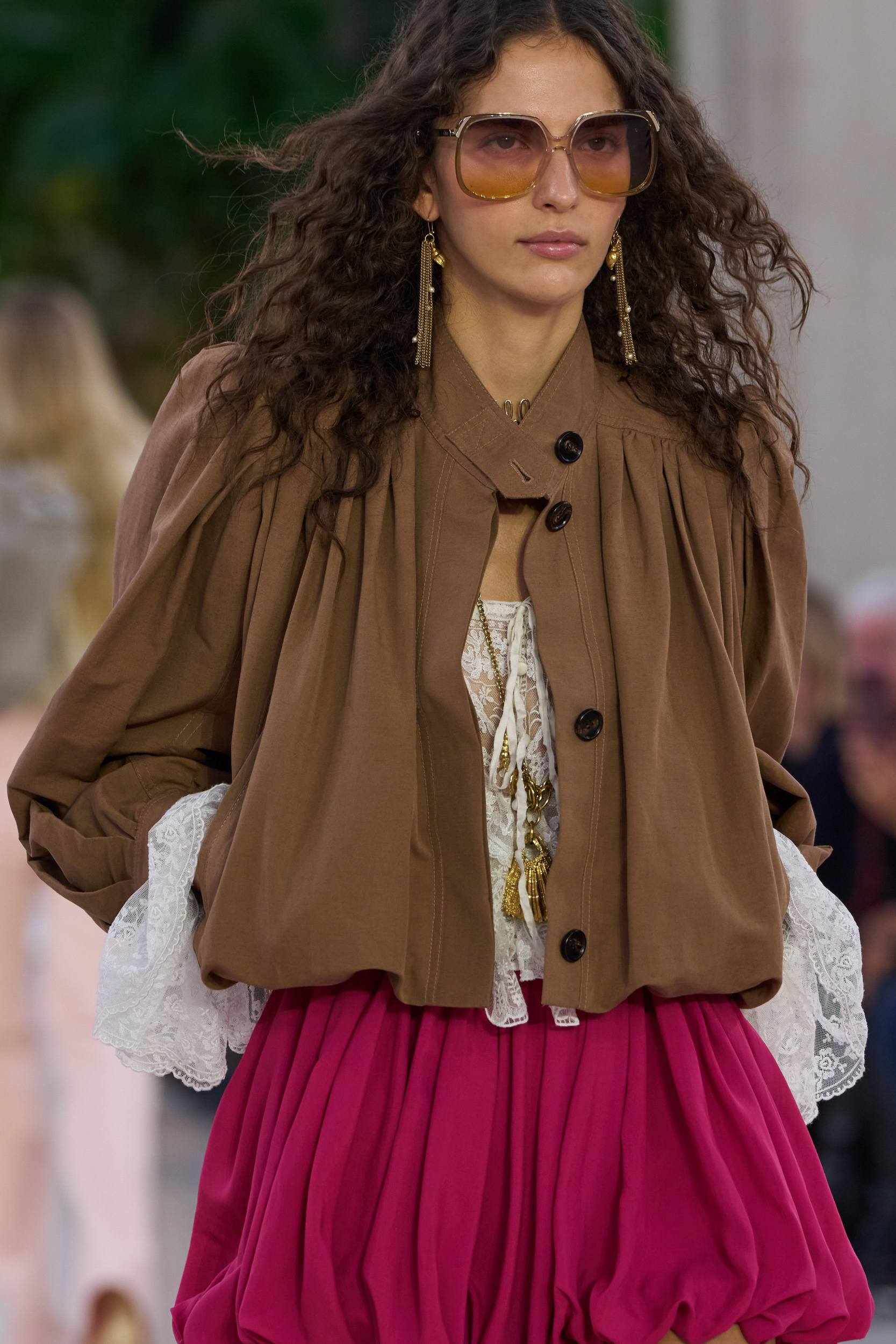 Chloe Spring 2025 Fashion Show Details