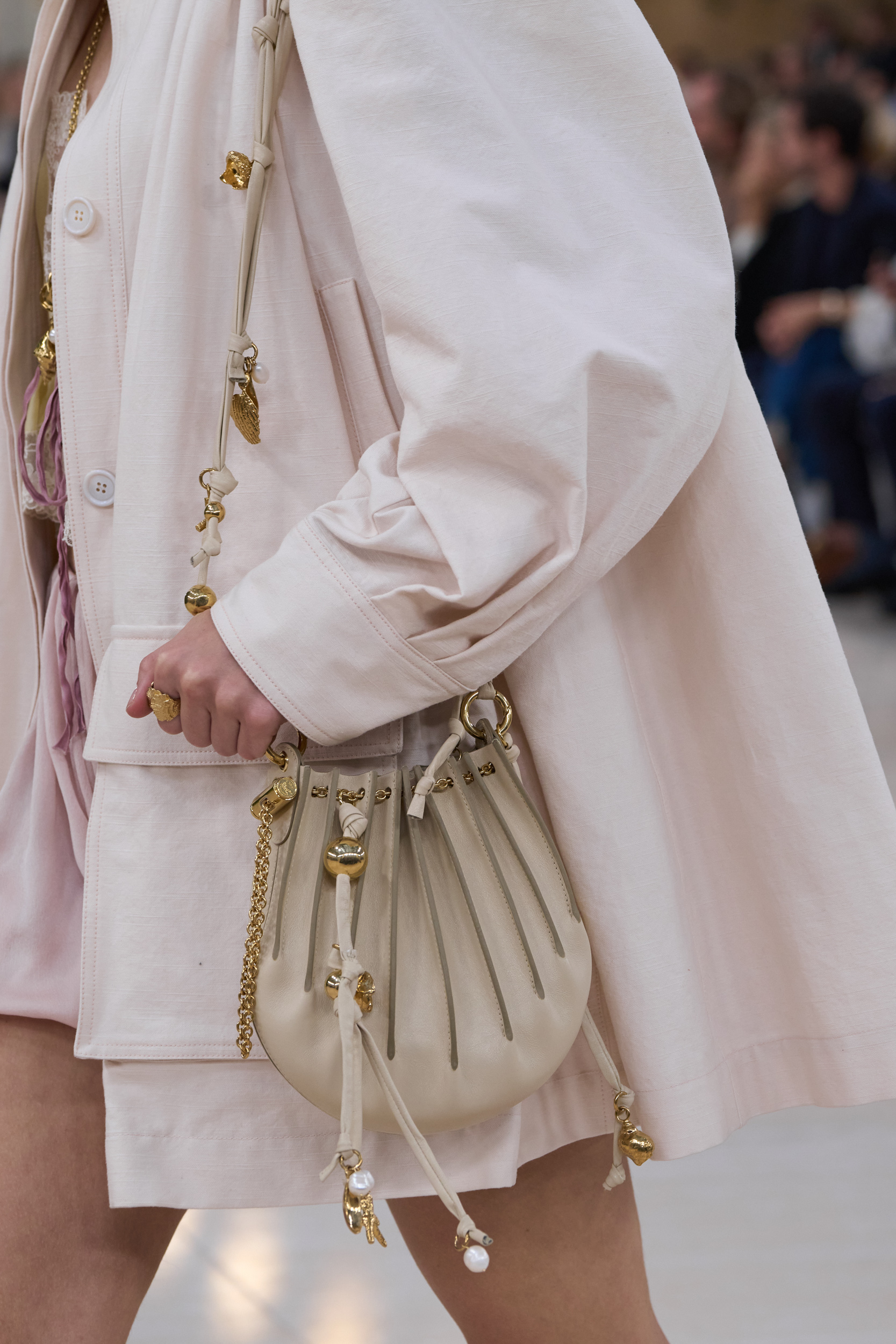 Chloe Spring 2025 Fashion Show Details