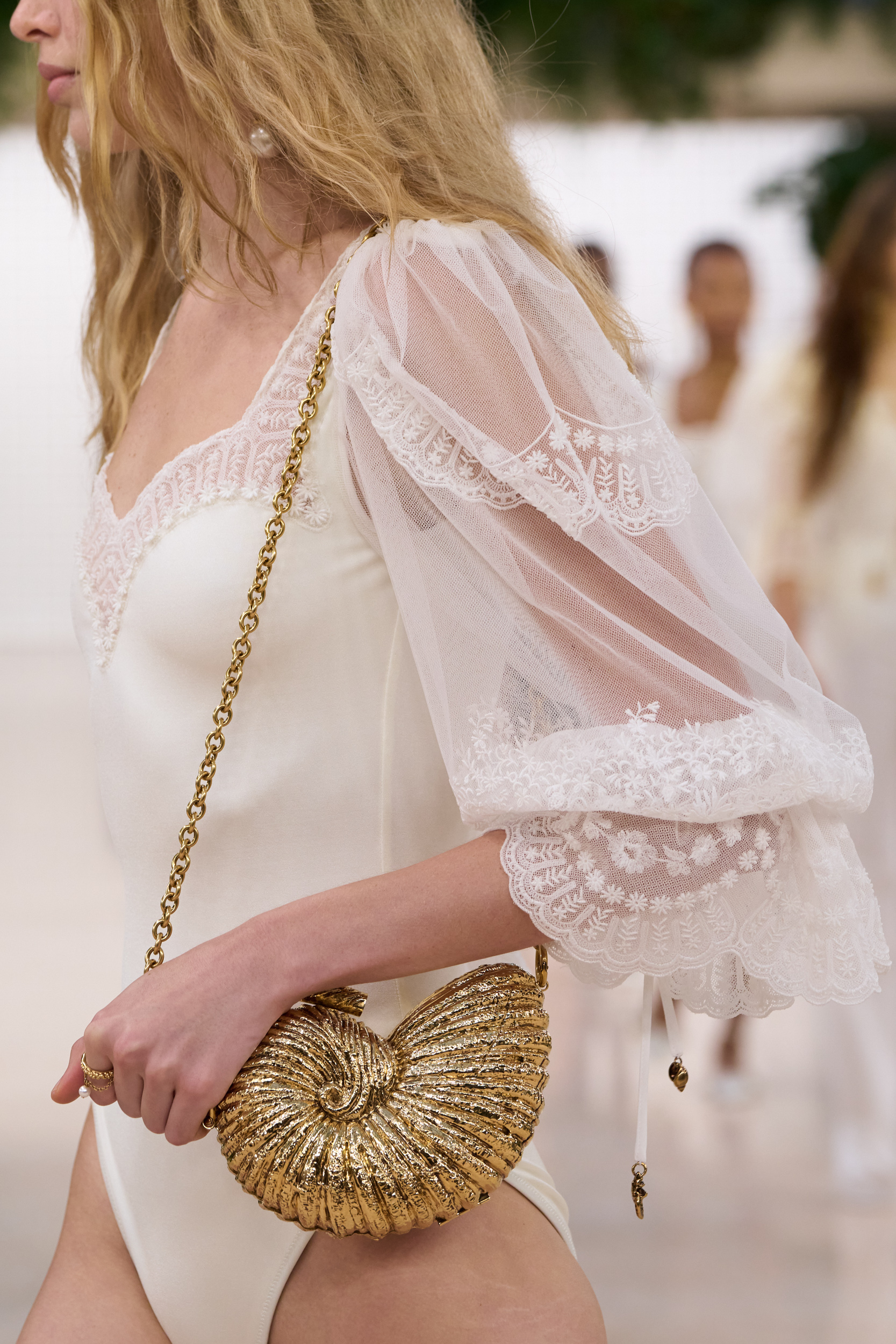 Chloe Spring 2025 Fashion Show Details