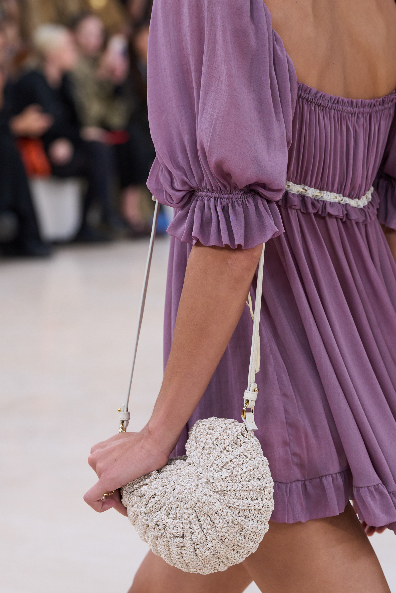 Chloe Spring 2025 Fashion Show Details